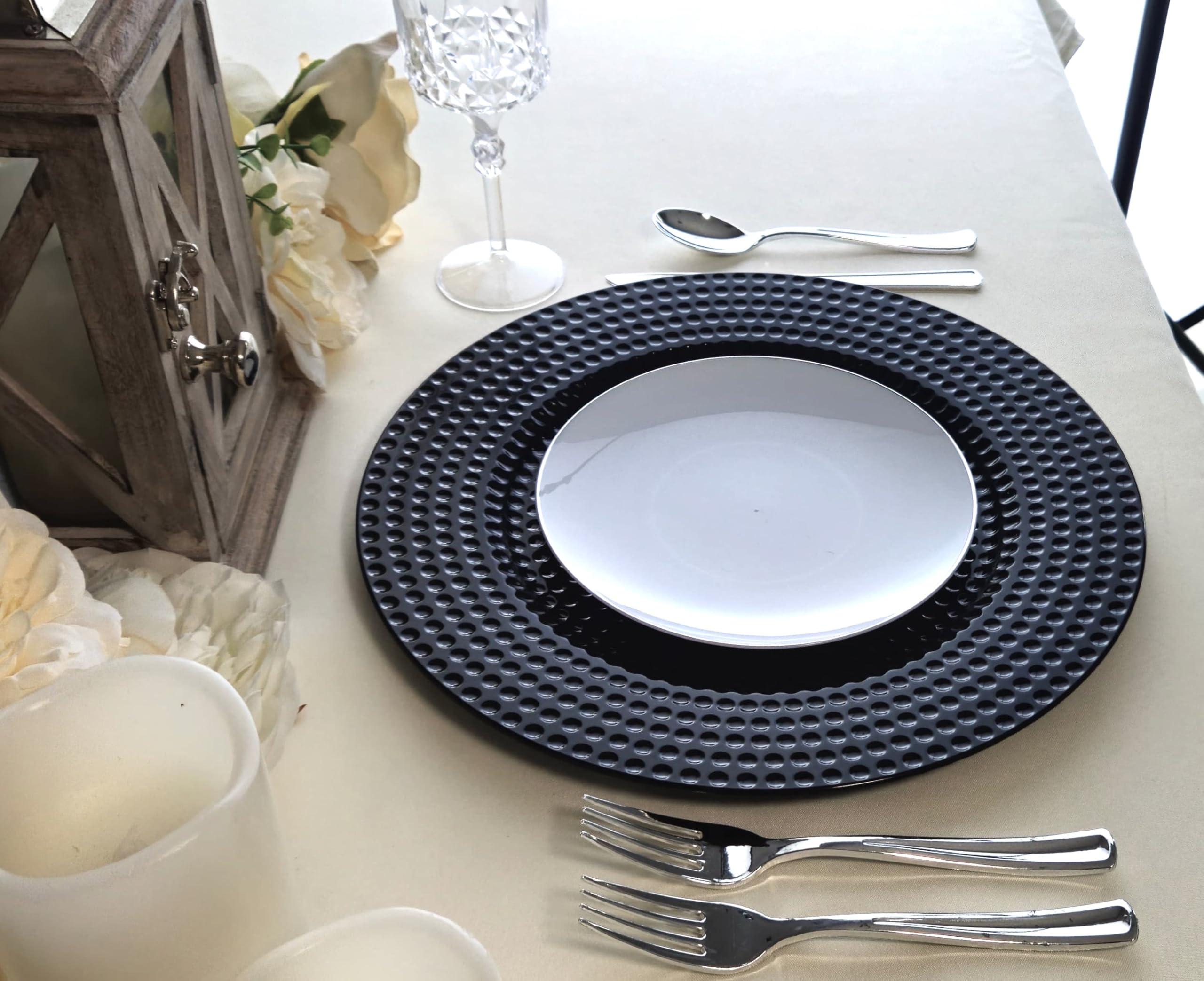 40-Piece 13-Inch Round Acrylic Charger Plates for Weddings & Dinner Parties - Hammered Black Finish - Elegant Table Decor for Formal Events, Banquets, and Holiday Gatherings