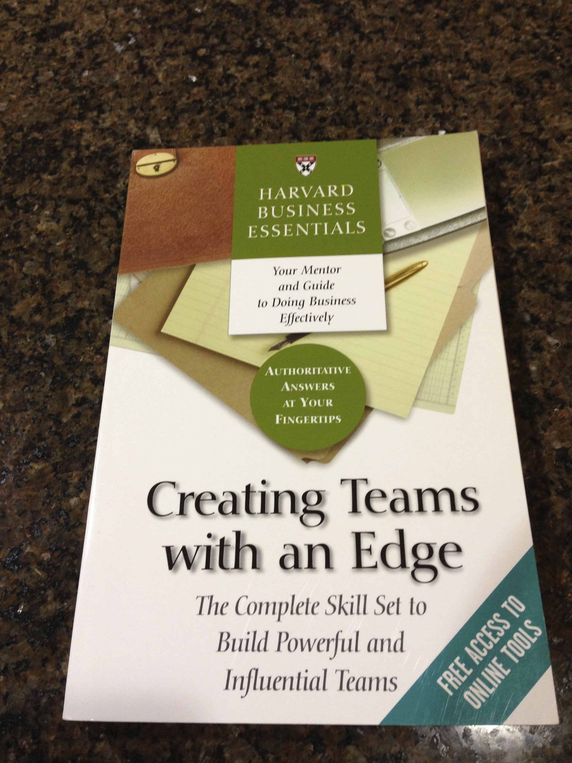 Creating Teams with an Edge (Harvard Business Essentials) - Leadership Book for Building High-Performance Teams in Business and Corporate Environments