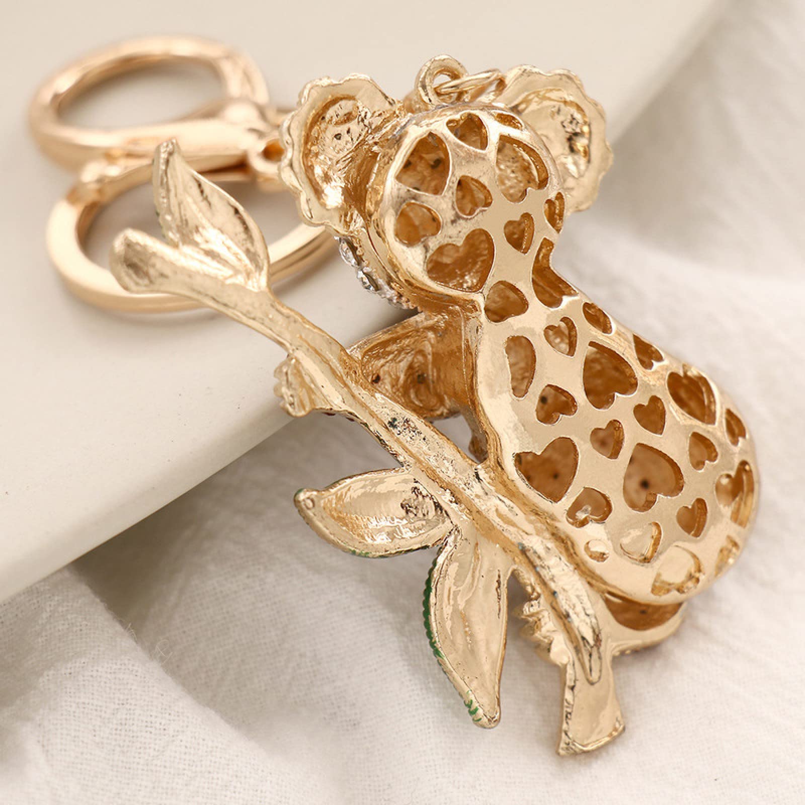 Cute Keychain Pendant for Men & Women - Fashion Gift for Daily Use