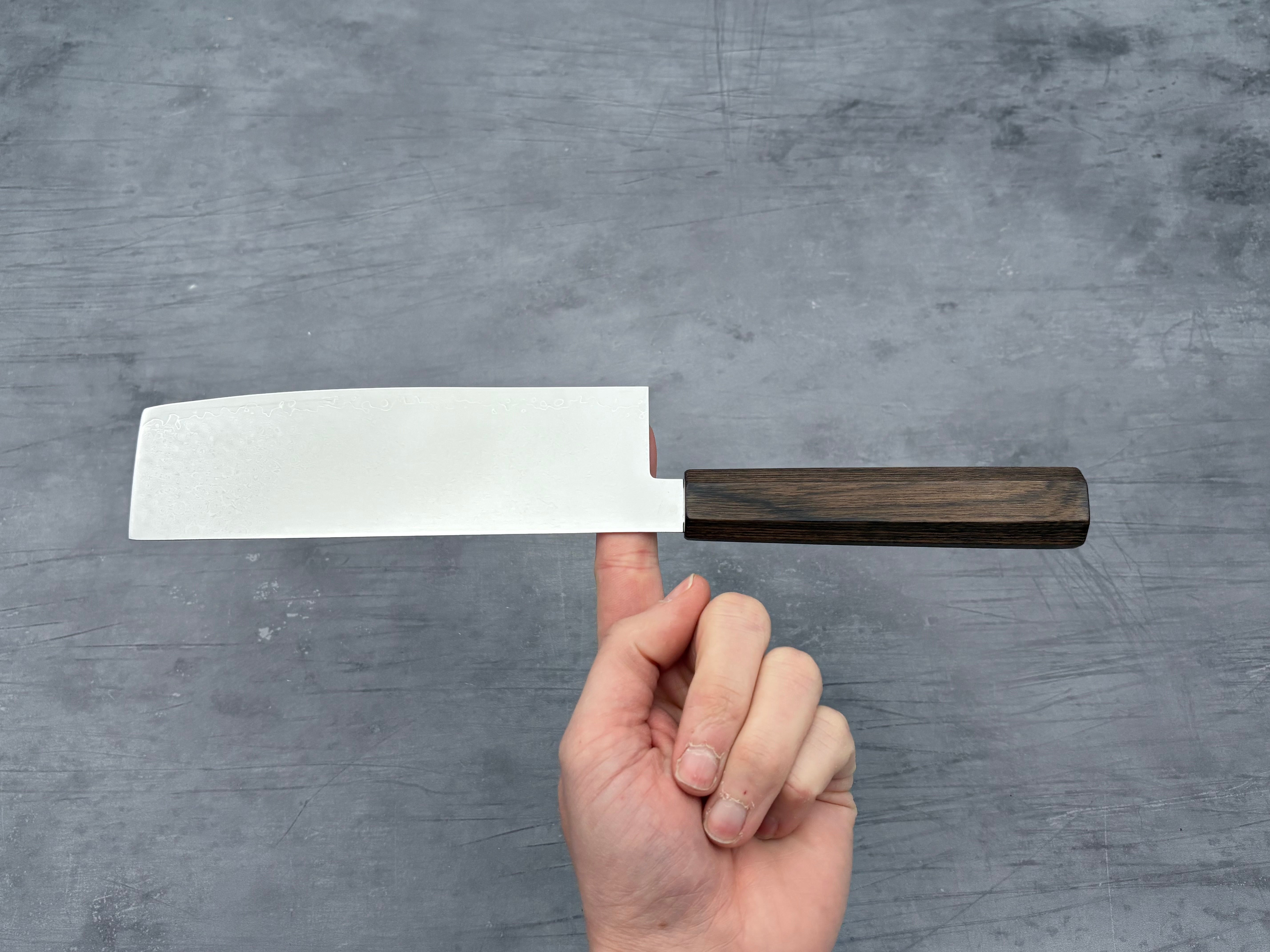 Premium Seki VG10 Mirror Damascus Nakiri Knife - Japanese Vegetable Chopper - Professional Chef Knife for Sushi, Vegetables & Herbs - Perfect for Home Kitchens & Culinary Enthusiasts
