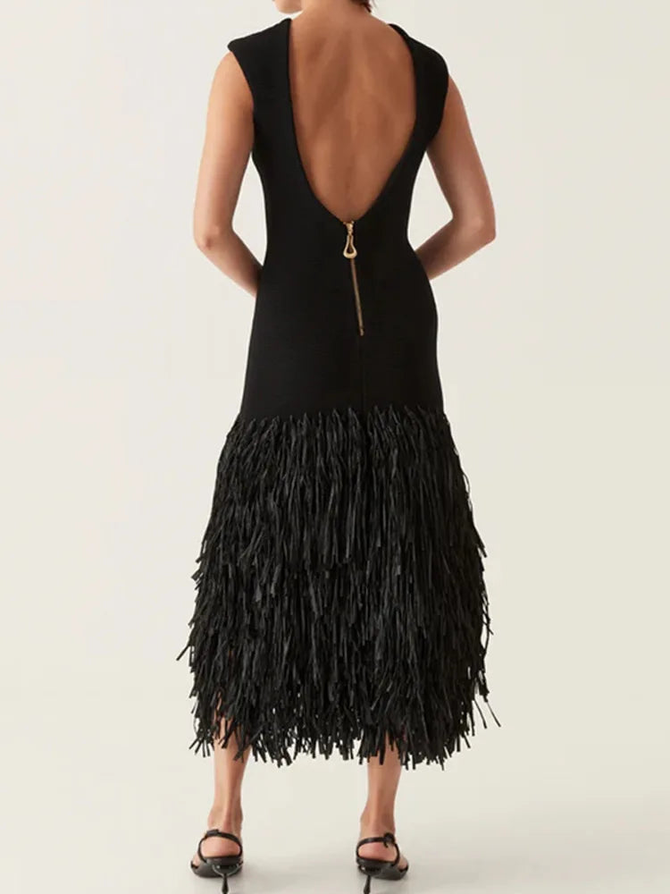 Elegant Women's Long Knit Dress with Tassel Hem - O-Neck Backless Sleeveless Maxi Dress with Zipper for Party & Evening Wear | Slim Fit Formal Gown for Weddings, Cocktails & Special Occasions