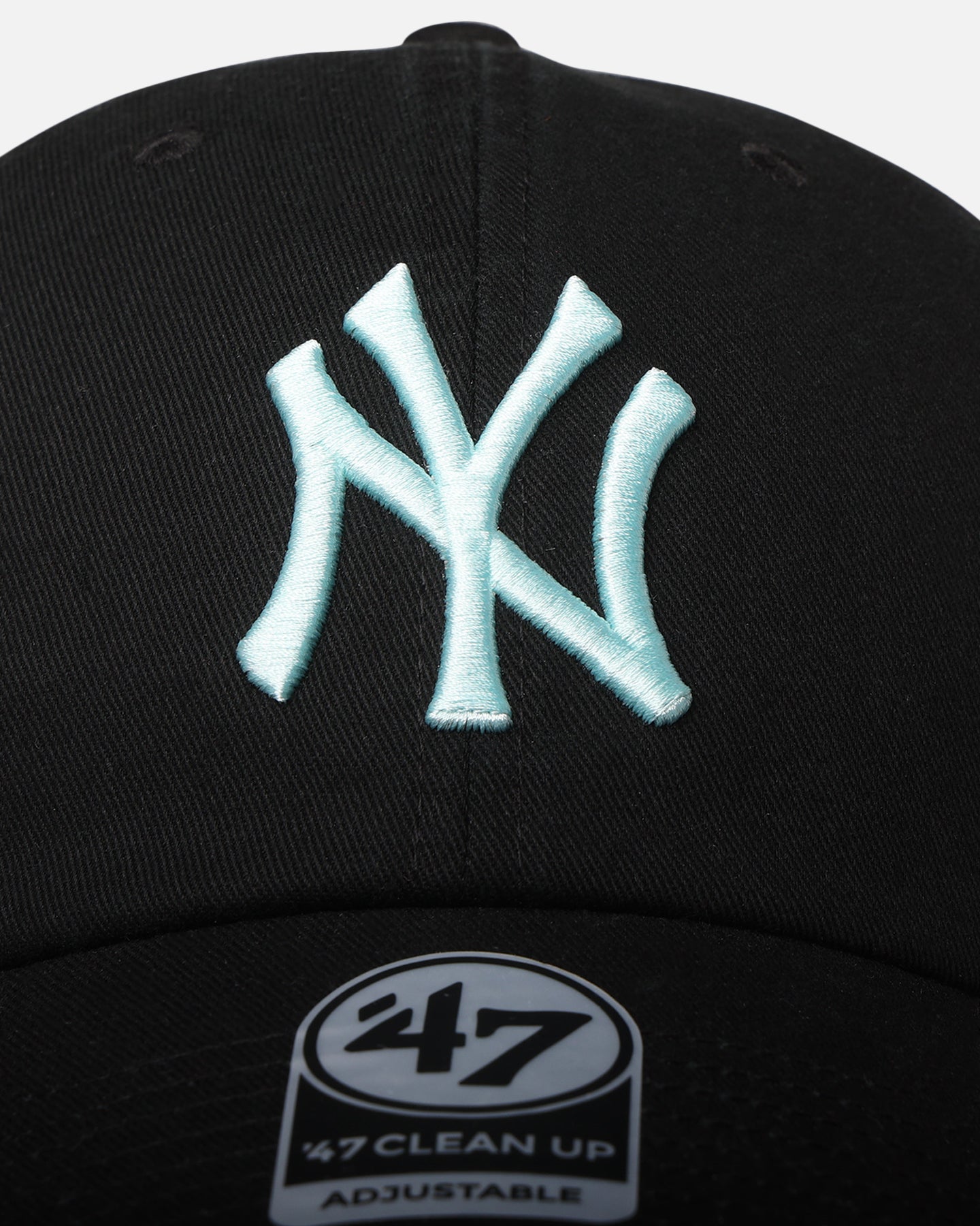 47 Brand New York Yankees 47 Clean Up Strapback Adjustable Hat - Black & Turquoise Baseball Cap for Men & Women - Perfect for Baseball Games, Streetwear & Casual Outfits
