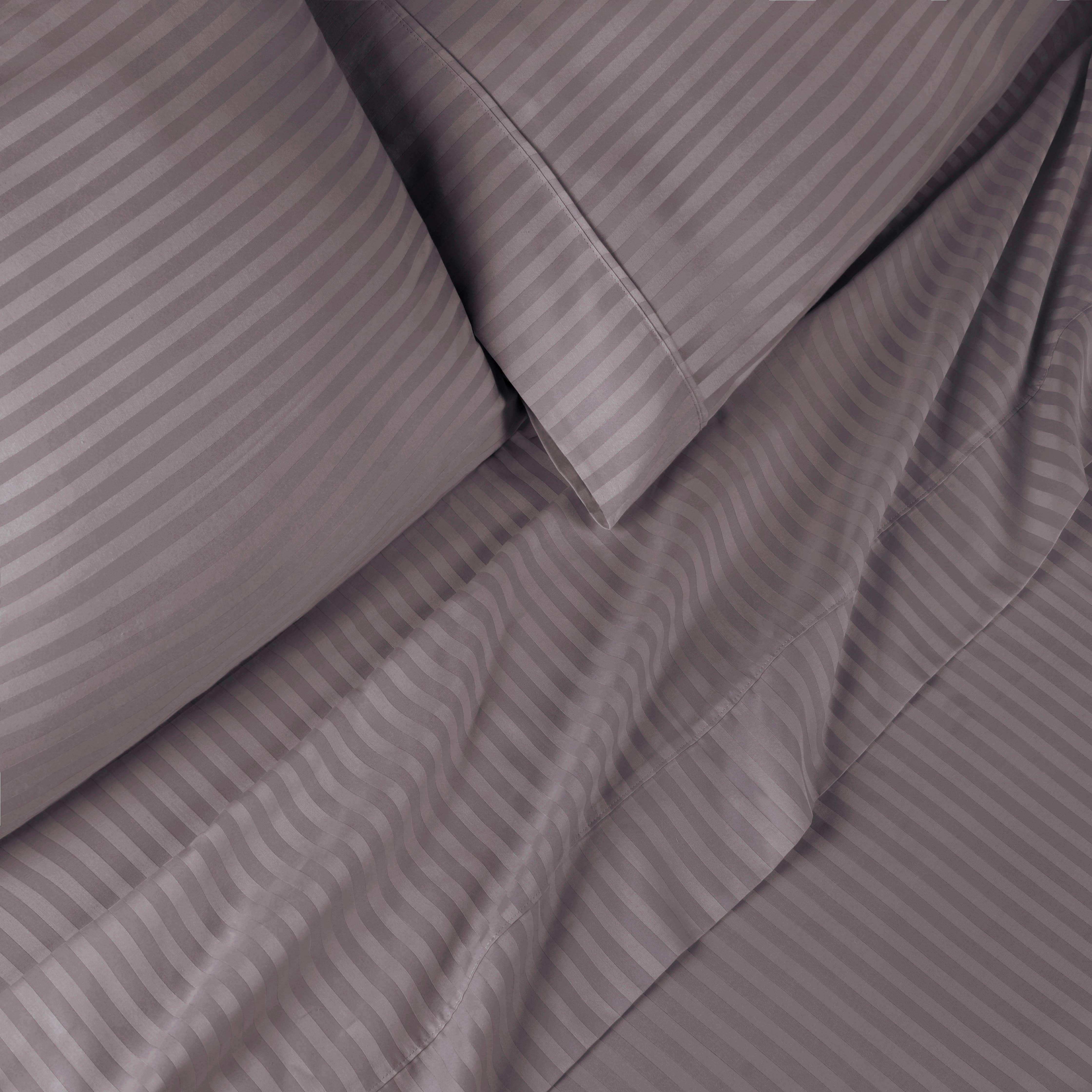 Premium 100% Egyptian Cotton 300 Thread Count Sheet Set - Deep Pocket Fitted, Flat Sheet & Pillowcases - Soft Breathable Bedding for Luxury Hotels & Home Use