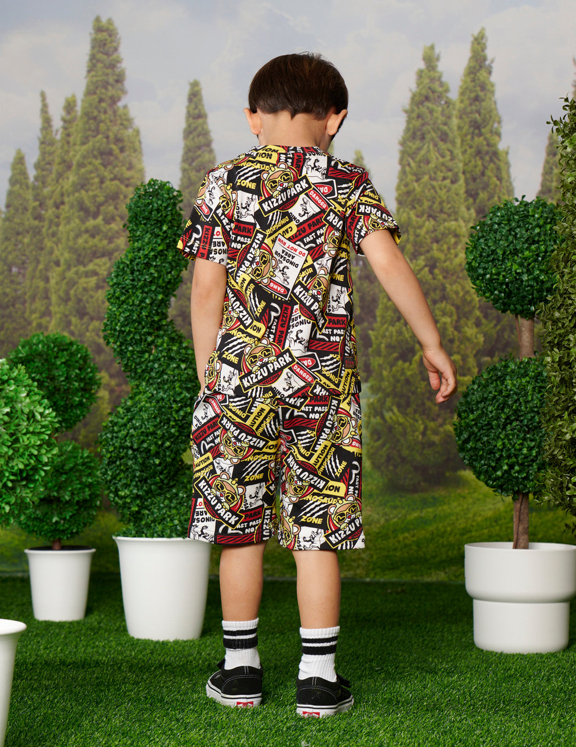 Dinosaur Print Sweatshorts for Men & Women - Comfortable Regular Fit Casual Shorts with Allover Park Sign Design - Perfect for Gym, Lounge & Outdoor Activities