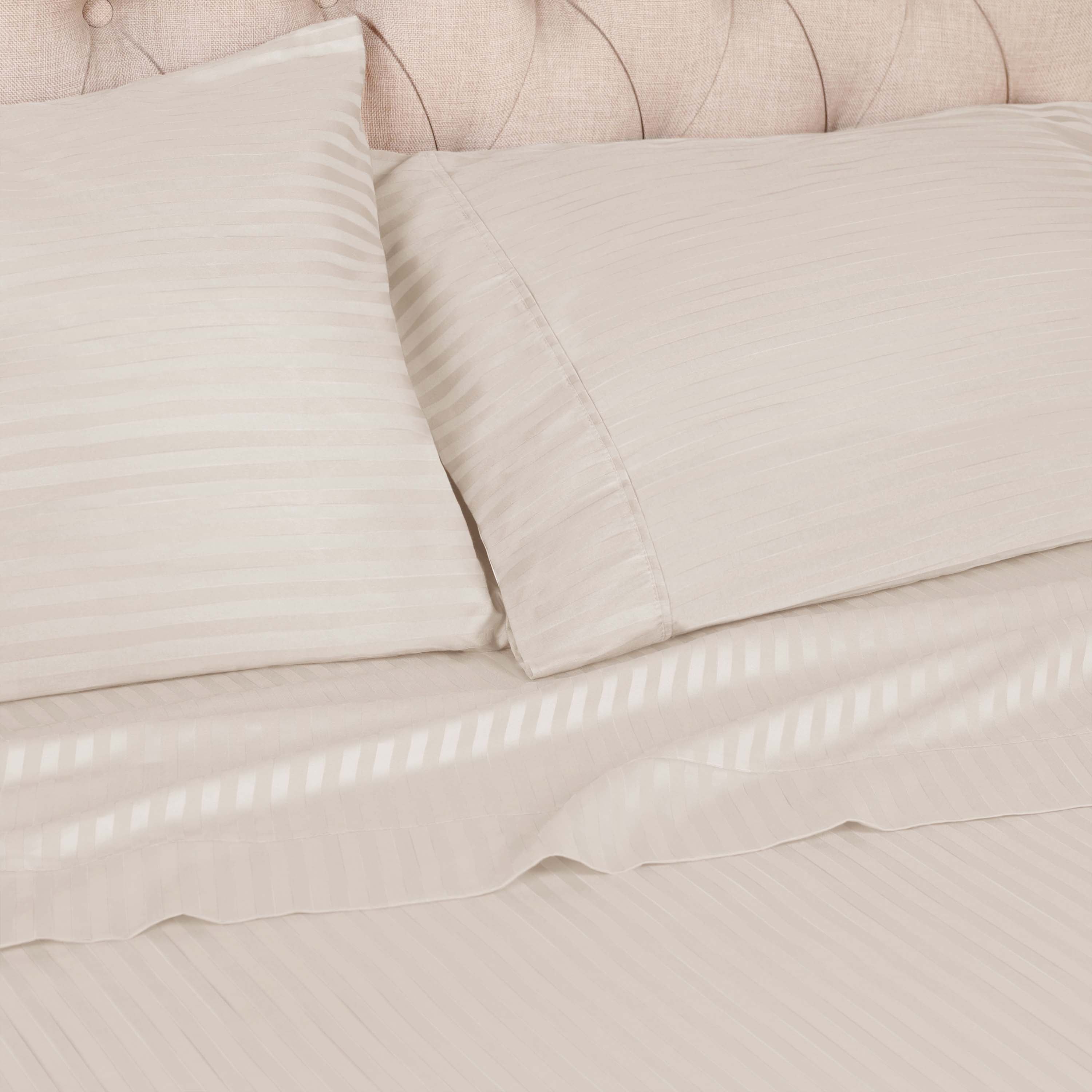 Premium 400 Thread Count Egyptian Cotton Pillowcase Set of 2 - Soft & Breathable Bedding for Side Sleepers, Hotel Luxury Feel - Perfect for Master Bedroom, Guest Room & Travel