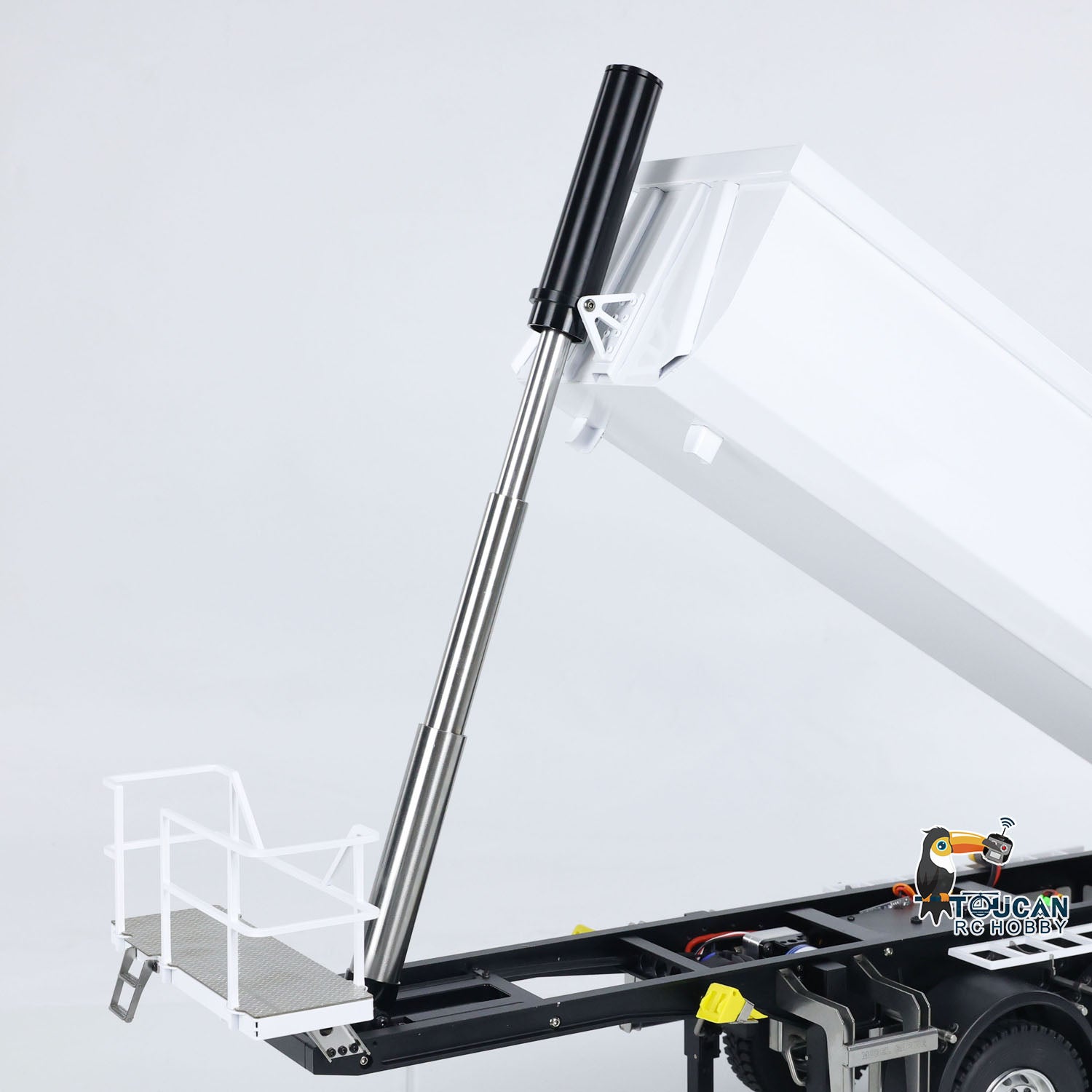 1/14 Scale 3 Axle Metal Hydraulic RC Dump Trailer - DIY Assembly for TAMIYA Tractor Trucks & Engineering Vehicle Models - Perfect for Construction Site Simulation & RC Hobby Enthusiasts