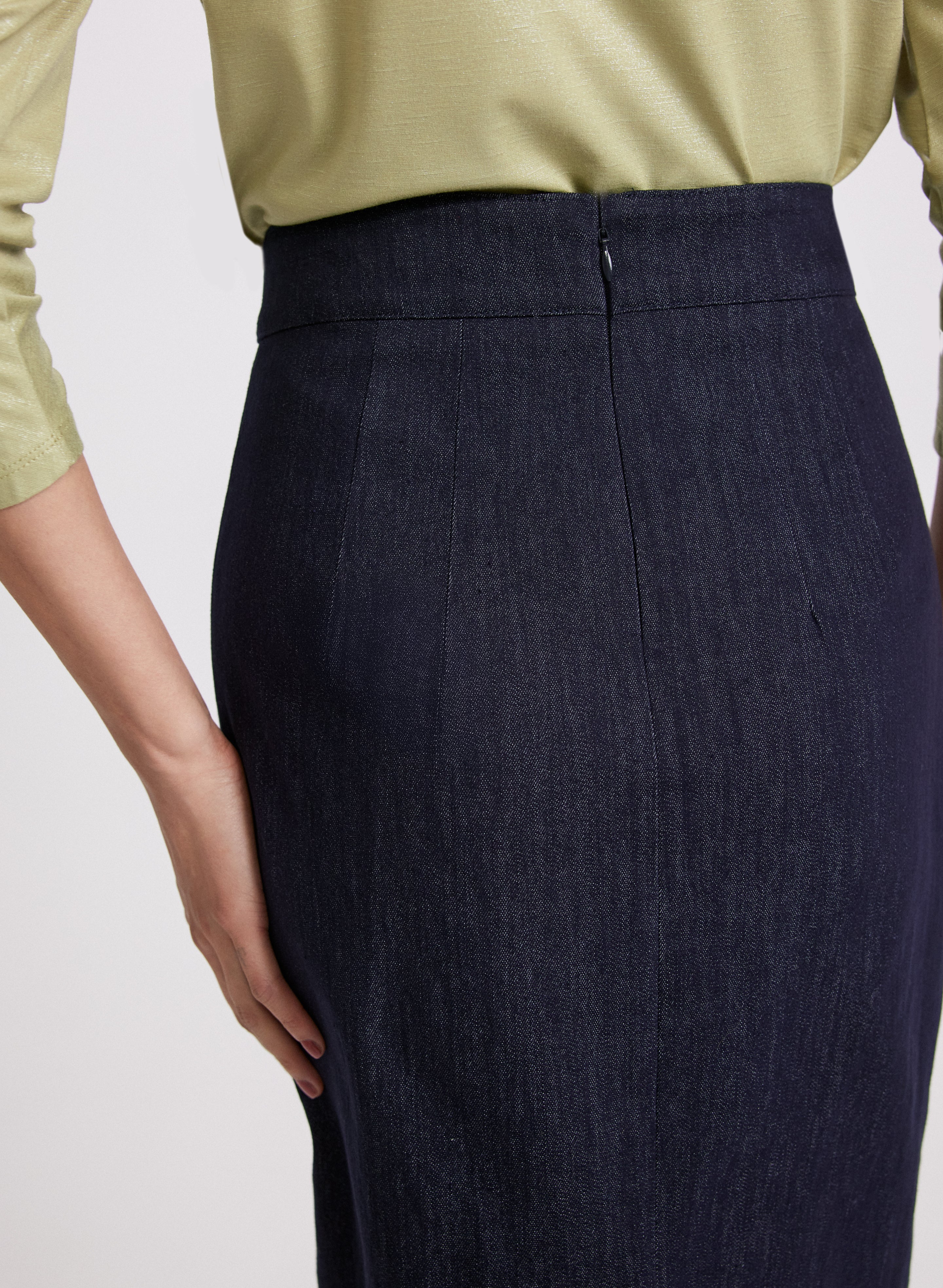 Stylish High Waist Denim Pencil Skirt for Women - Slim Fit Stretchy Jeans Skirt - Perfect for Office, Date Night & Casual Outings