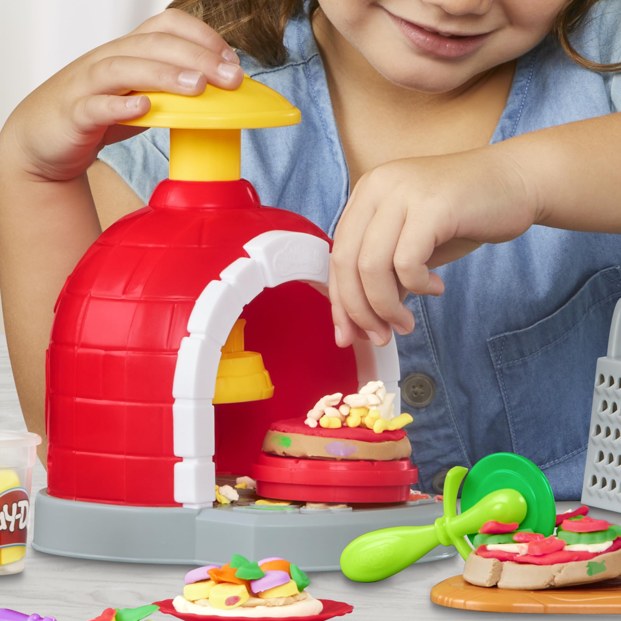 Play-Doh Kitchen Creations Pizza Oven Playset with 6 Cans & 8 Accessories - Fun Pretend Play Cooking Toy for Kids Ages 3+, Great for Preschool Learning, Classroom Activities & Creative Playtime