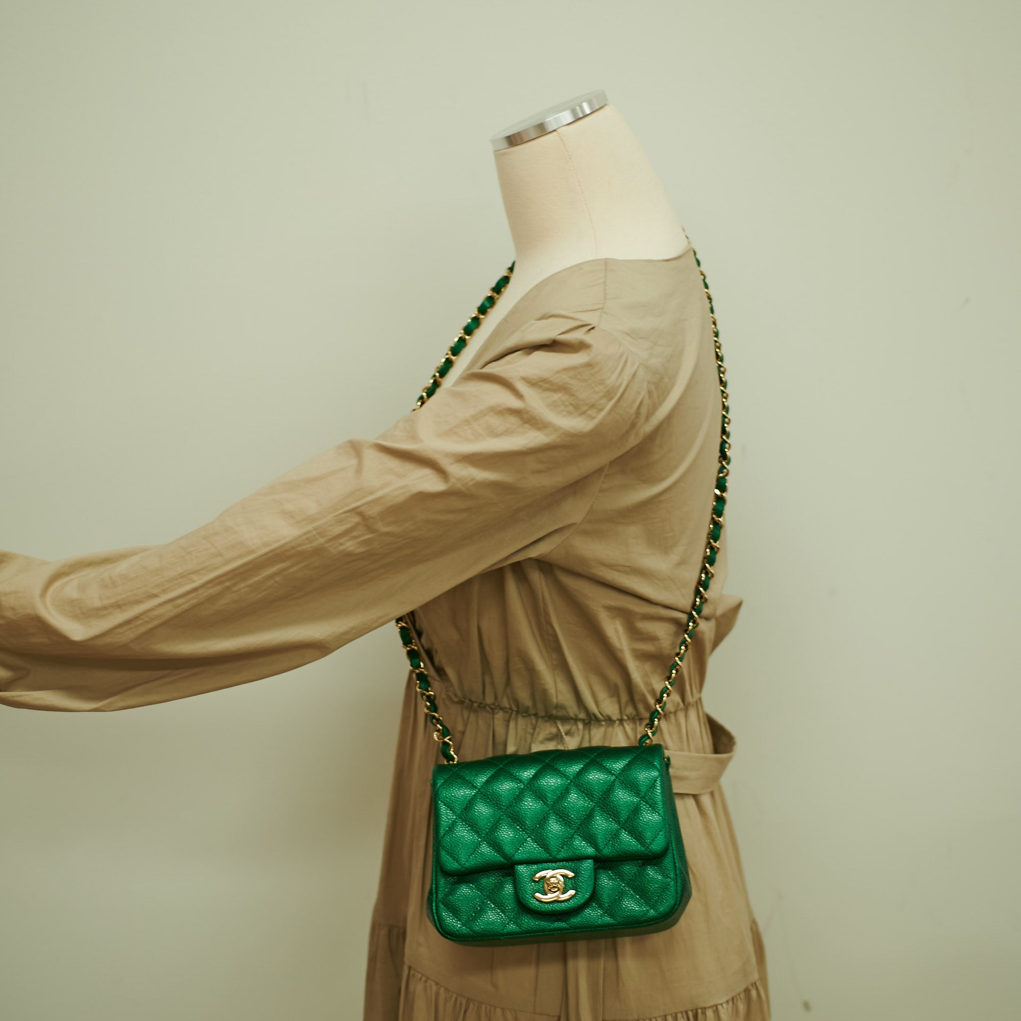 Chanel Quilted Caviar Mini Square Bag 18S Emerald Green - Luxury Crossbody Purse for Women, Perfect for Parties, Dating & Evening Events