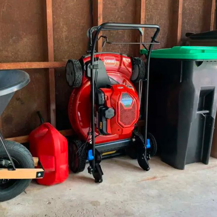 Toro 21445 Recycler Smartstow High Rear Wheel Lawn Mower - Efficient & Easy Storage for Small to Medium Lawns | Perfect for Homeowners & Landscaping Professionals