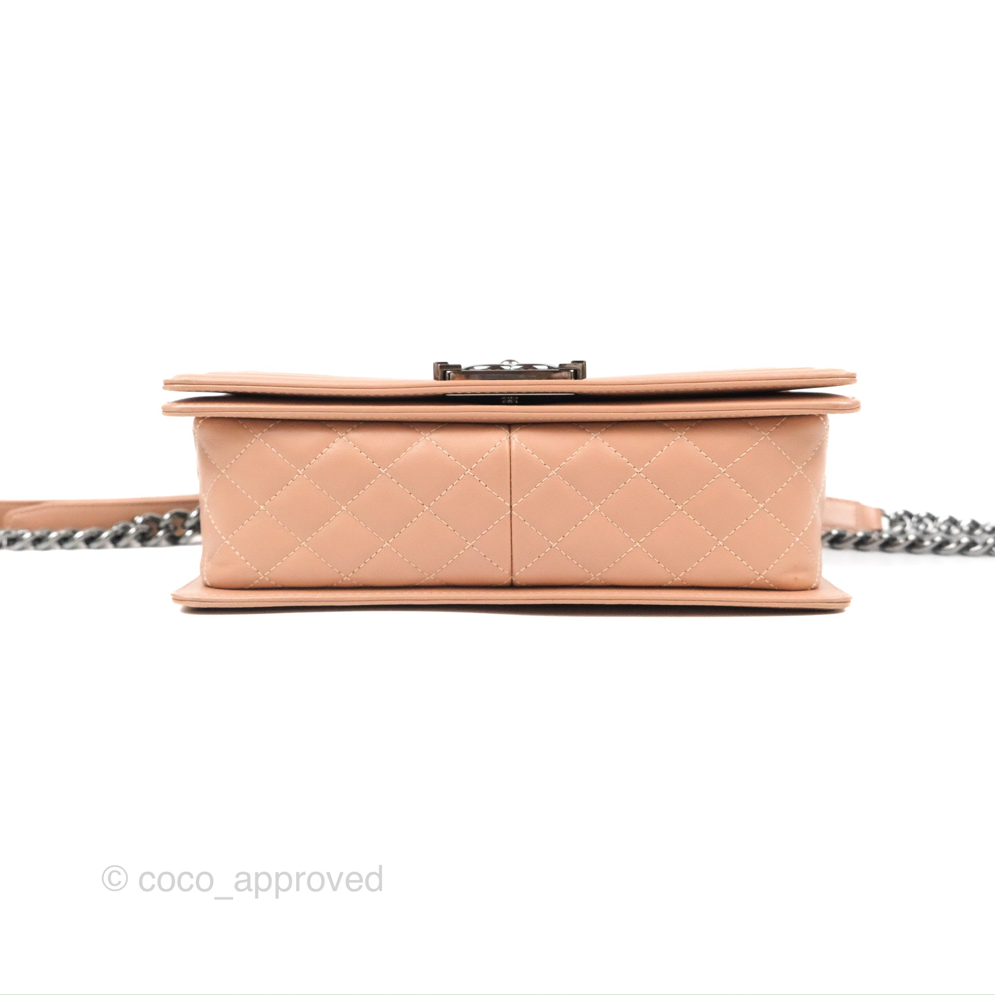 Chanel Chevron & Quilted Medium Boy Bag in Beige Calfskin with Gun Metal Hardware - Luxury Crossbody Bag for Women, Perfect for Date Night & Evening Events