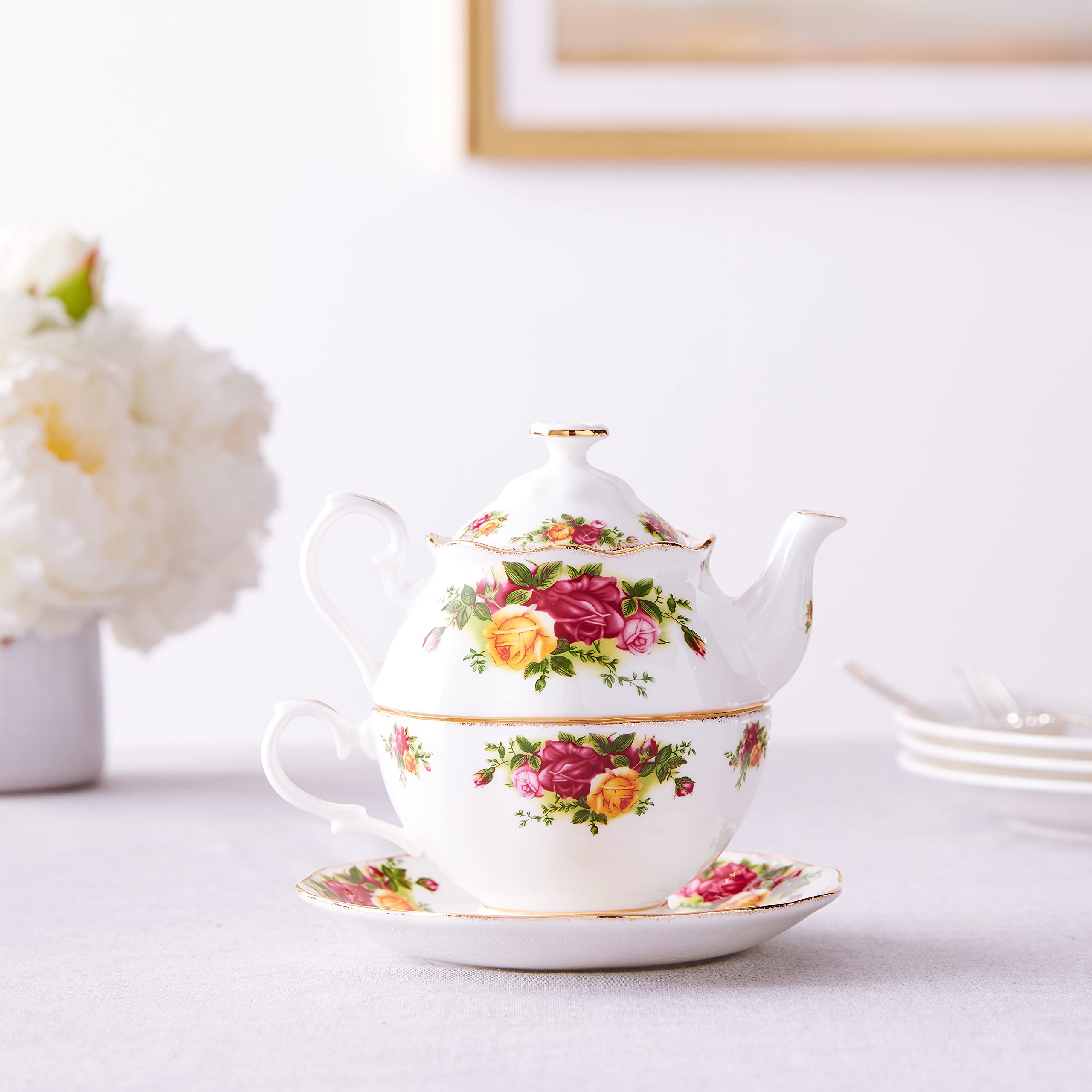 Royal Albert Old Country Roses Tea For One Set - Elegant English Floral Porcelain Teacup & Saucer for Afternoon Tea, Gifts, and Home Decor