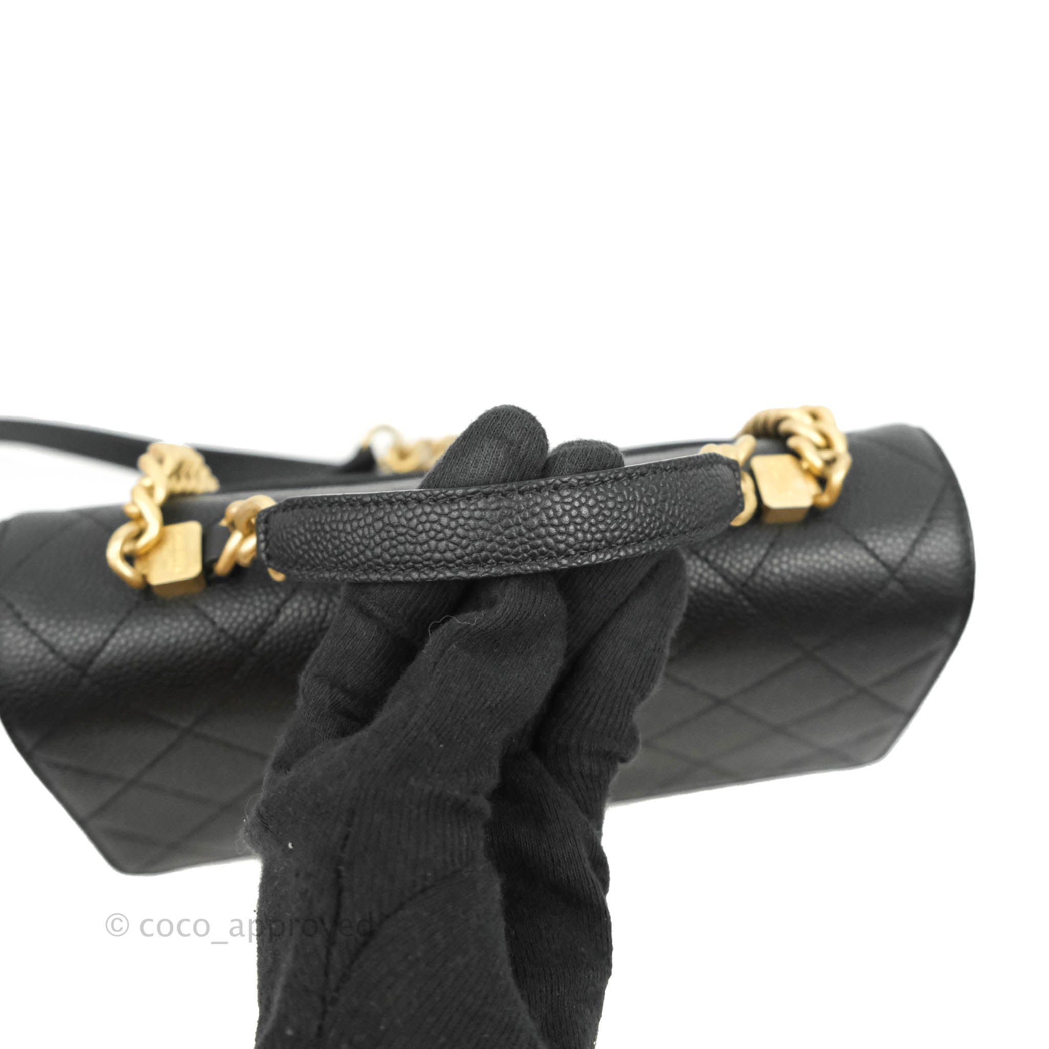 Chanel Chic Affinity Small Grained Calfskin Crossbody Bag in Black with Aged Gold Hardware - Perfect for Evening Events & Luxury Fashion Accessories
