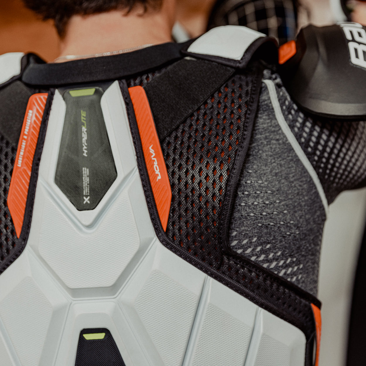 Vapor Hyperlite Senior Shoulder Pads - Lightweight Hockey Shoulder Protection for High-Performance Play - Perfect for Competitive Games & Training