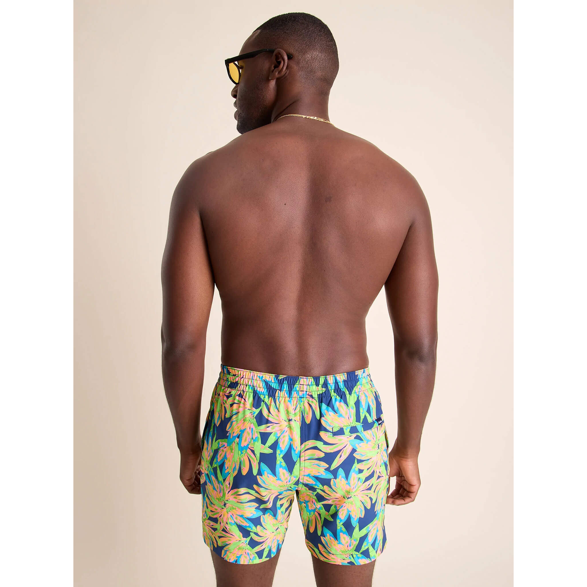 Chubbies 5.5 Inch Swim Trunks for Men - Vibrant Ocean Flowers Print with Plaid Accents in Bright Green | Perfect for Beach, Pool, and Summer Vacations