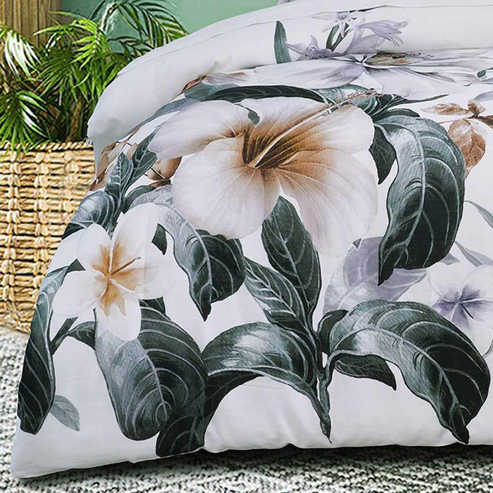 Chiquita White Quilt Cover Set Queen Size - Soft Cotton Bedding Set with Pillowcases - Perfect for Master Bedroom, Guest Room & Hotel Decor