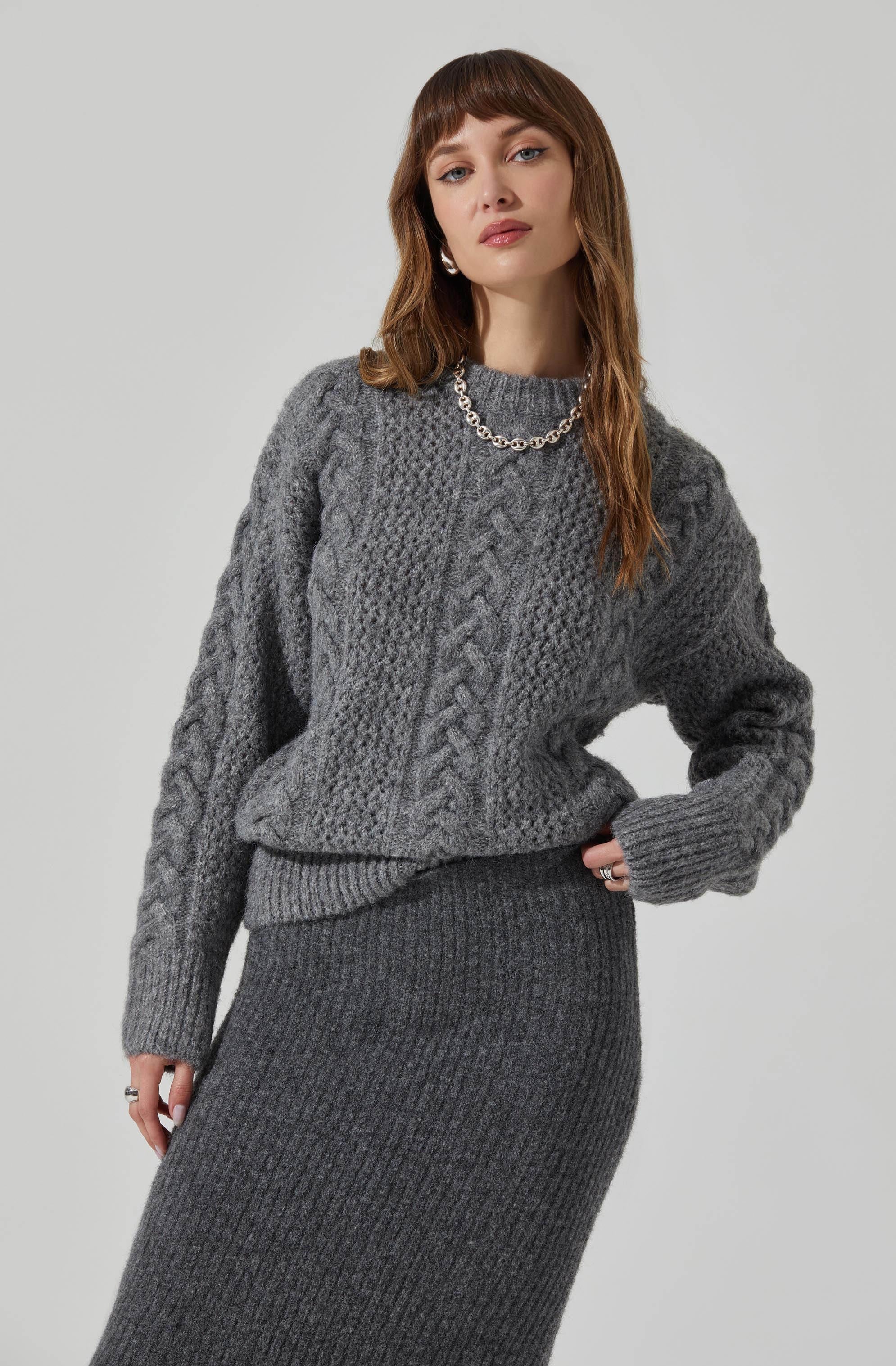Lisbeth Cable Knit Sweater for Women - Cozy Winter Pullover with Classic Cable Design - Perfect for Casual Outfits, Office Wear & Holiday Gatherings