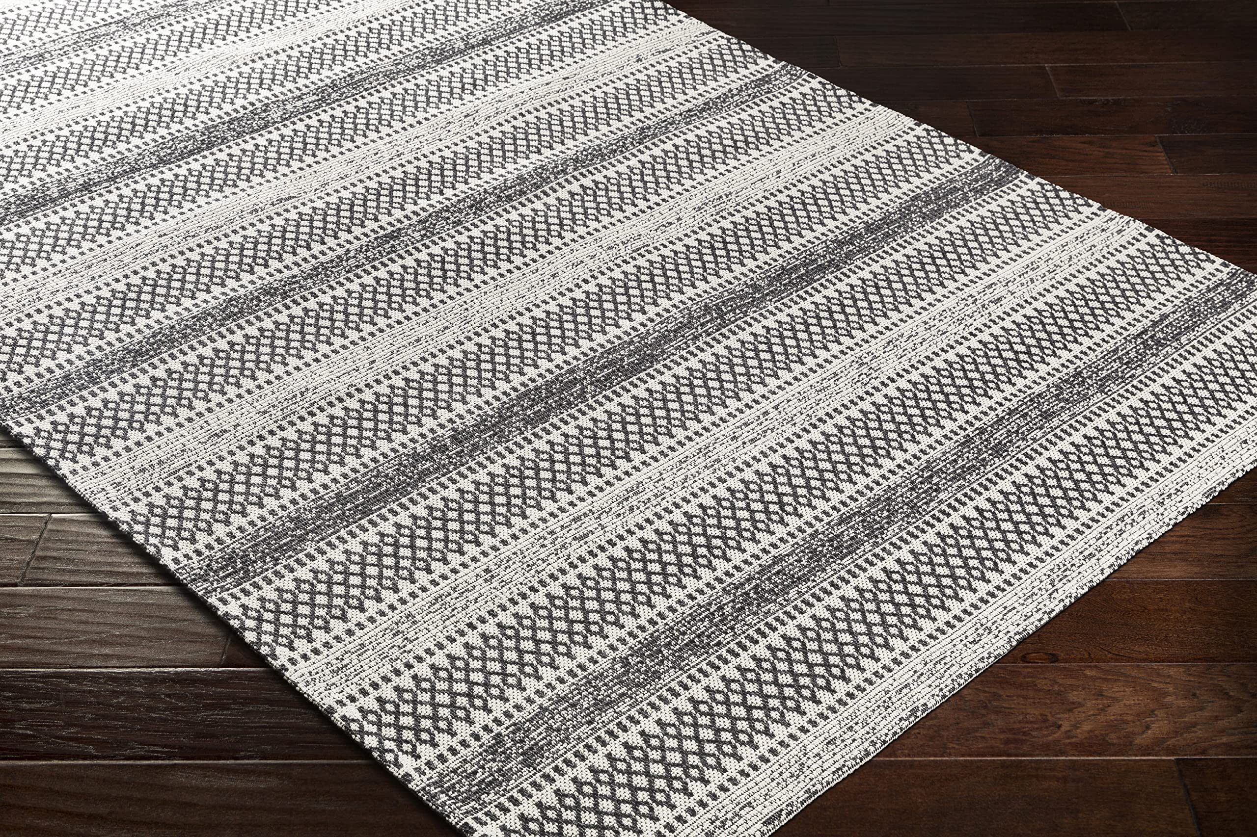 Mark&Day 5x7 Stone Global Black Area Rug - Soft Black Cream Carpet for Living Room, Bedroom, Kitchen - 5'3