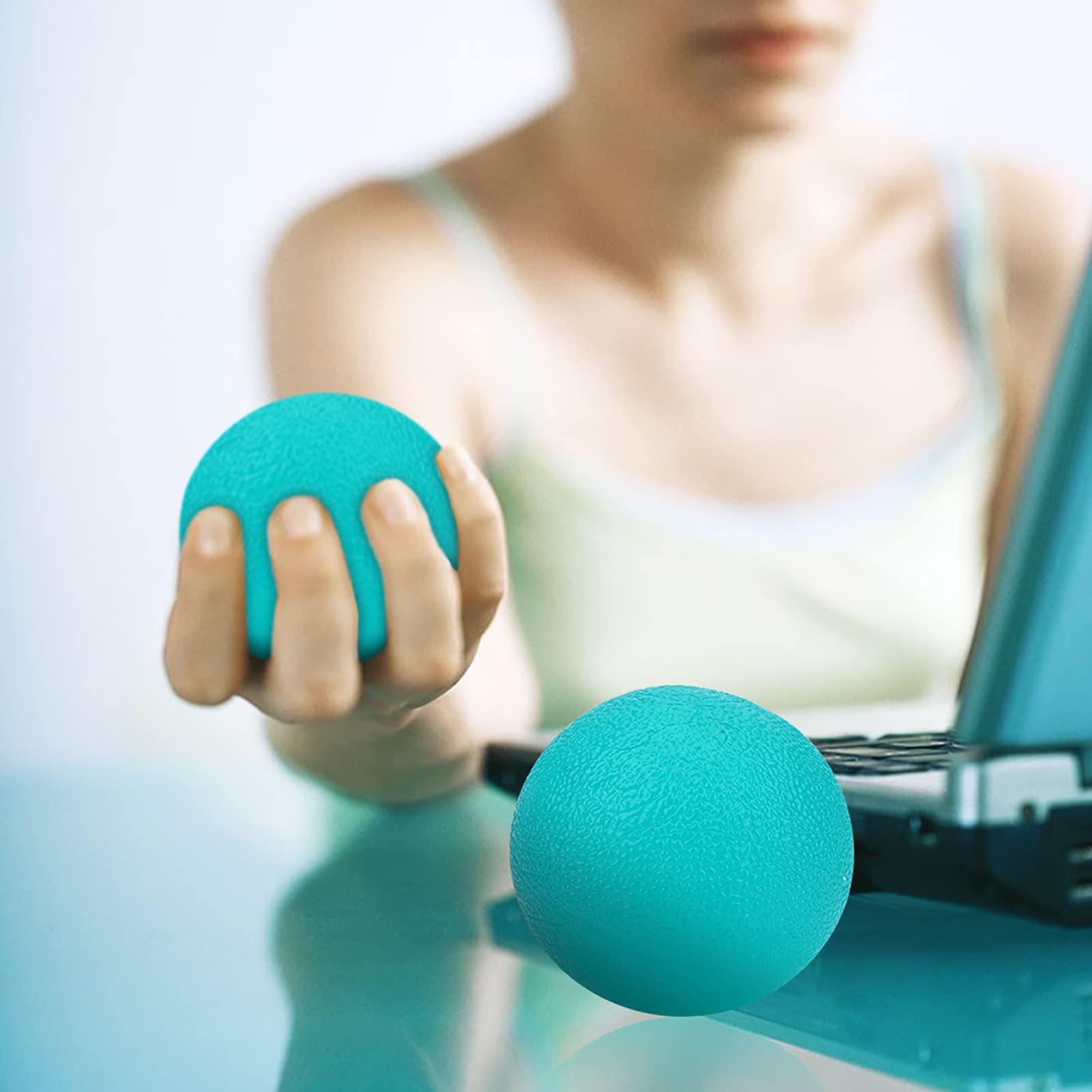 **Silicone Finger Exercise Balls for Hand & Finger Strength Training – Stress Relief, Rock Climbing, Sports & Fitness – Perfect for Athletes, Climbers & Office Workers**