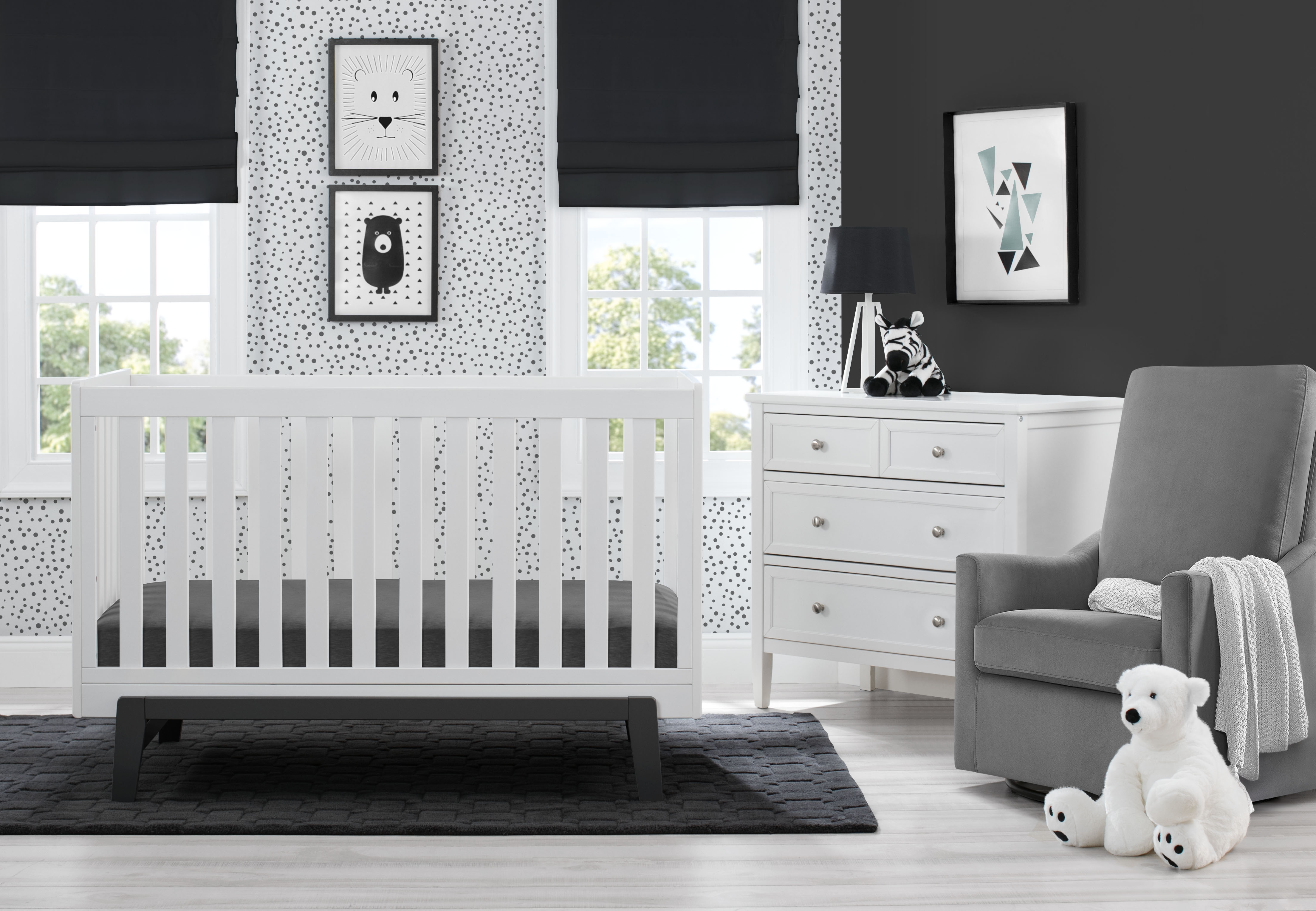 Aster 3-in-1 Convertible Baby Crib - Toddler Bed & Daybed - Nursery Furniture for Newborns to Teens - Perfect for Bedrooms, Daycare & Guest Rooms