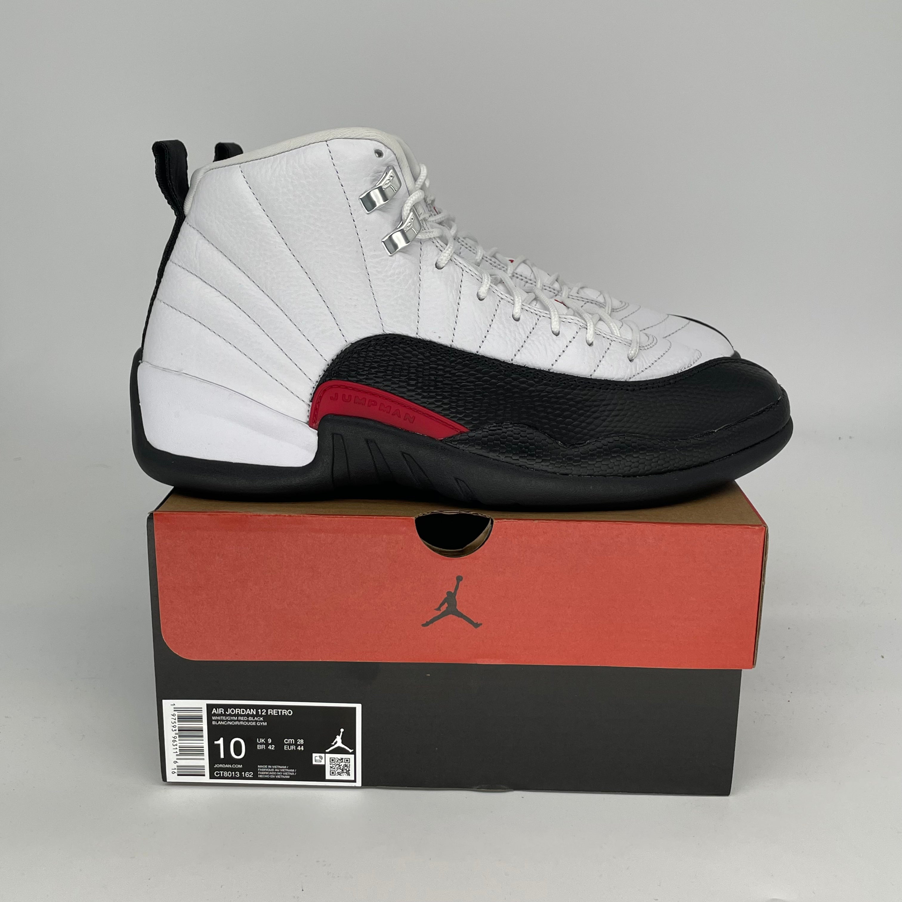 Original Title: AIR JORDAN 12 TAXI FLIP SIZE 10/11.5W CT8013 162   Optimized Title: **Air Jordan 12 Retro 