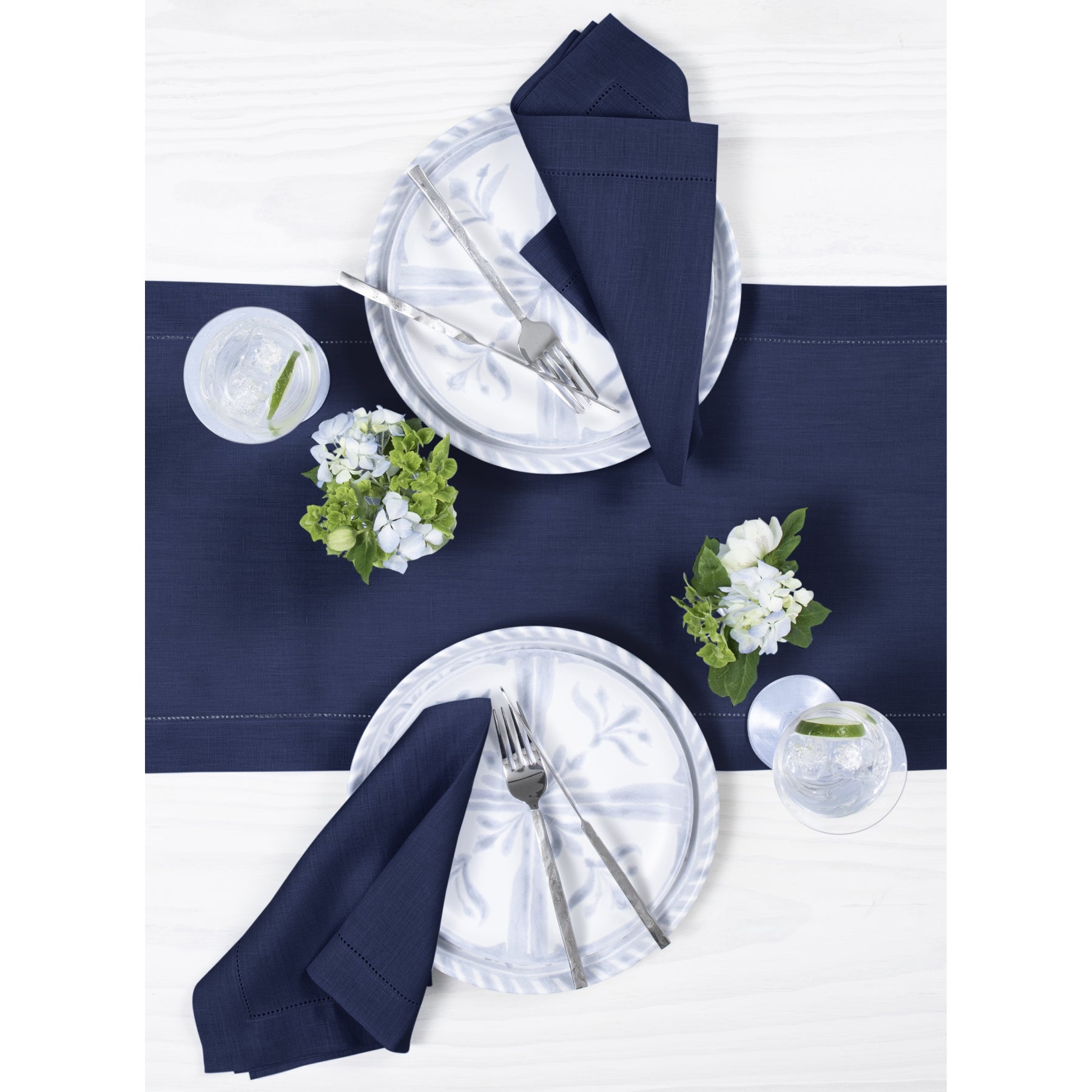 Elegant Classic Hemstitch Table Runner - Premium Linen Dining Decor for Weddings, Parties & Home Decor