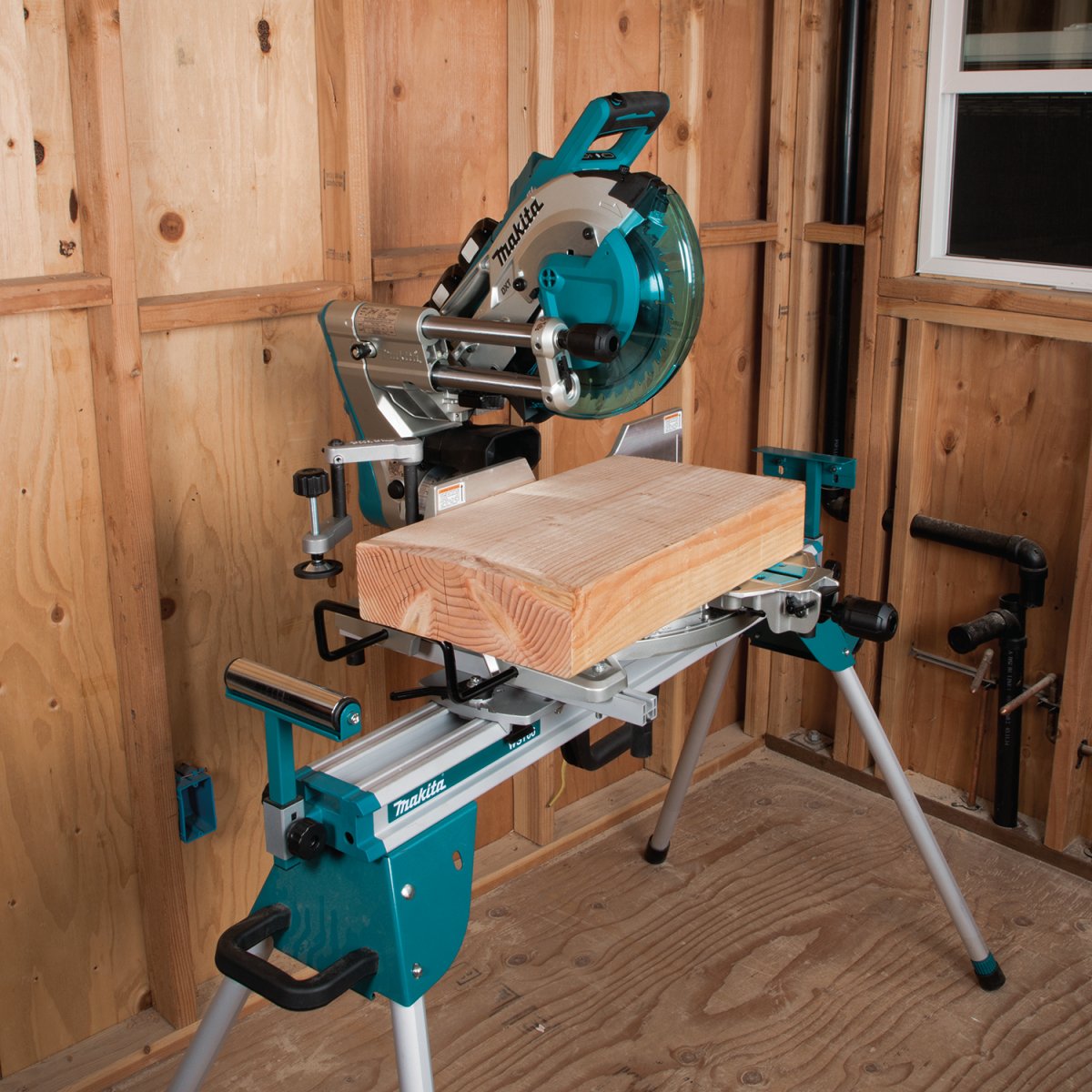 36V (18V X2) LXT® Brushless Cordless 10-Inch Dual-Bevel Sliding Compound Miter Saw with Laser Guide - Perfect for Woodworking, Carpentry, and DIY Home Improvement Projects