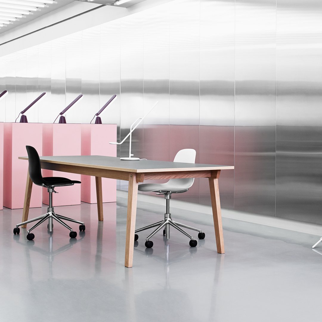 Ergonomic Form Chair with 5W Swivel Base & Gas Lift - Adjustable Office Chair for Home & Workspace - Perfect for Computer Desk, Gaming, and Professional Workstations