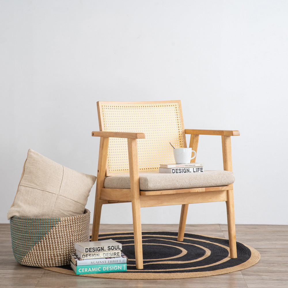 KEKO Modern Lounge Chair - Natural Wood Accent Chair for Living Room, Bedroom & Office - Comfortable Reading Chair with Ergonomic Design for Relaxing & Lounging