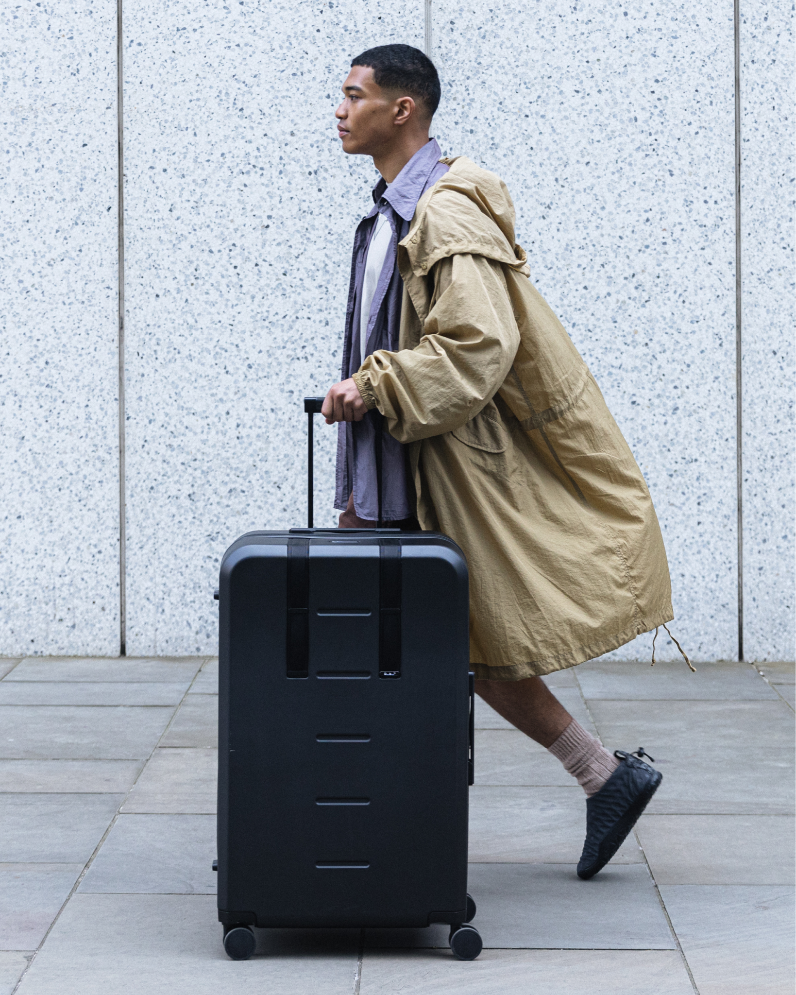 DB Journey Framework Large Check-in Luggage - Spacious Suitcase for International Travel & Business Trips