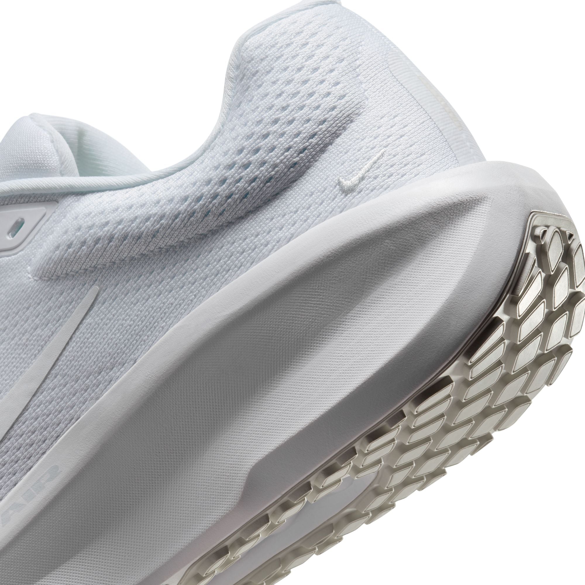 Nike Winflo 11 Running Shoes for Men - Lightweight Cushioned Athletic Sneakers for Jogging, Training & Gym Workouts