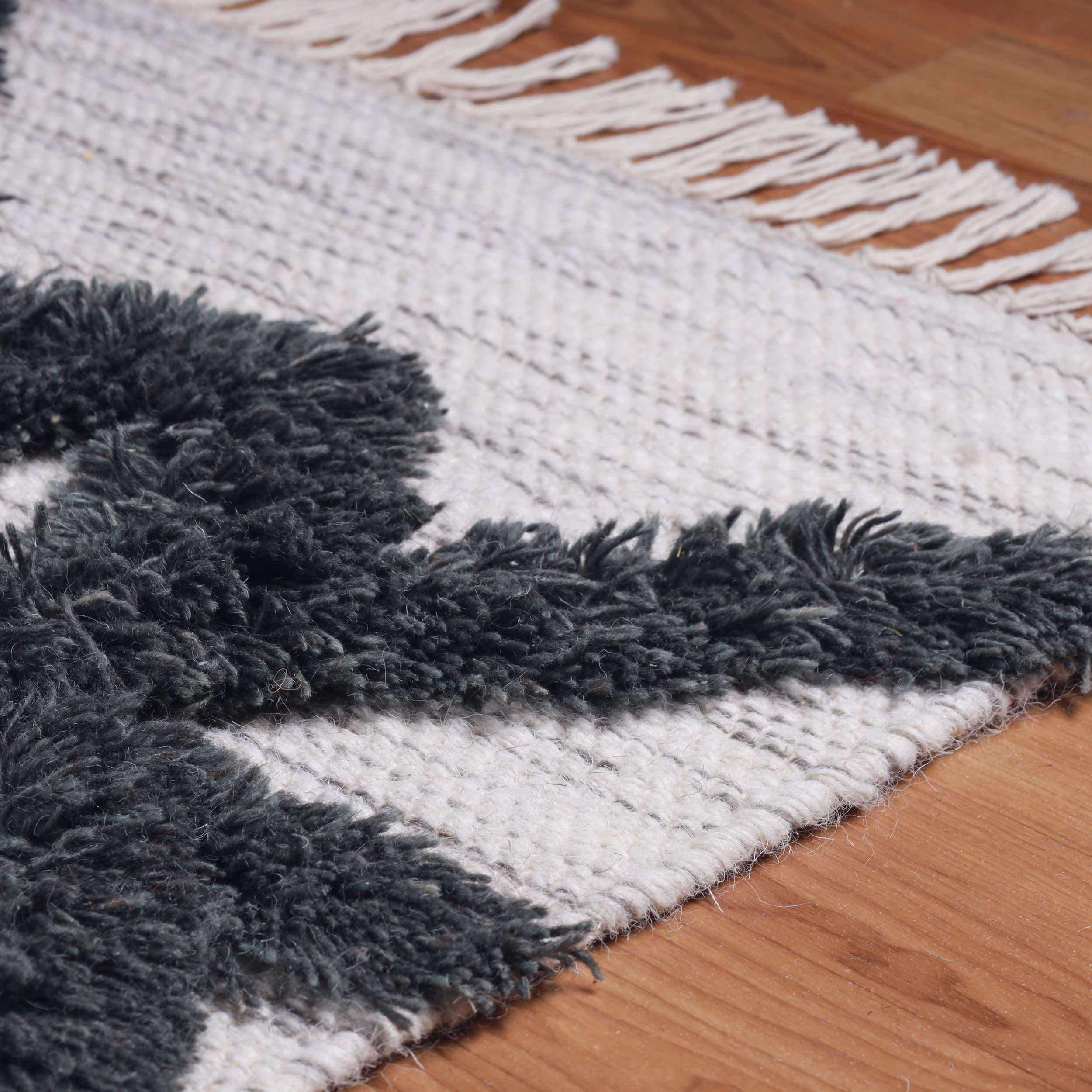 Wakana Southwestern Wool Abstract Line Geometric Fringe Area Rug - Soft Bohemian Decor for Living Room, Bedroom & Office