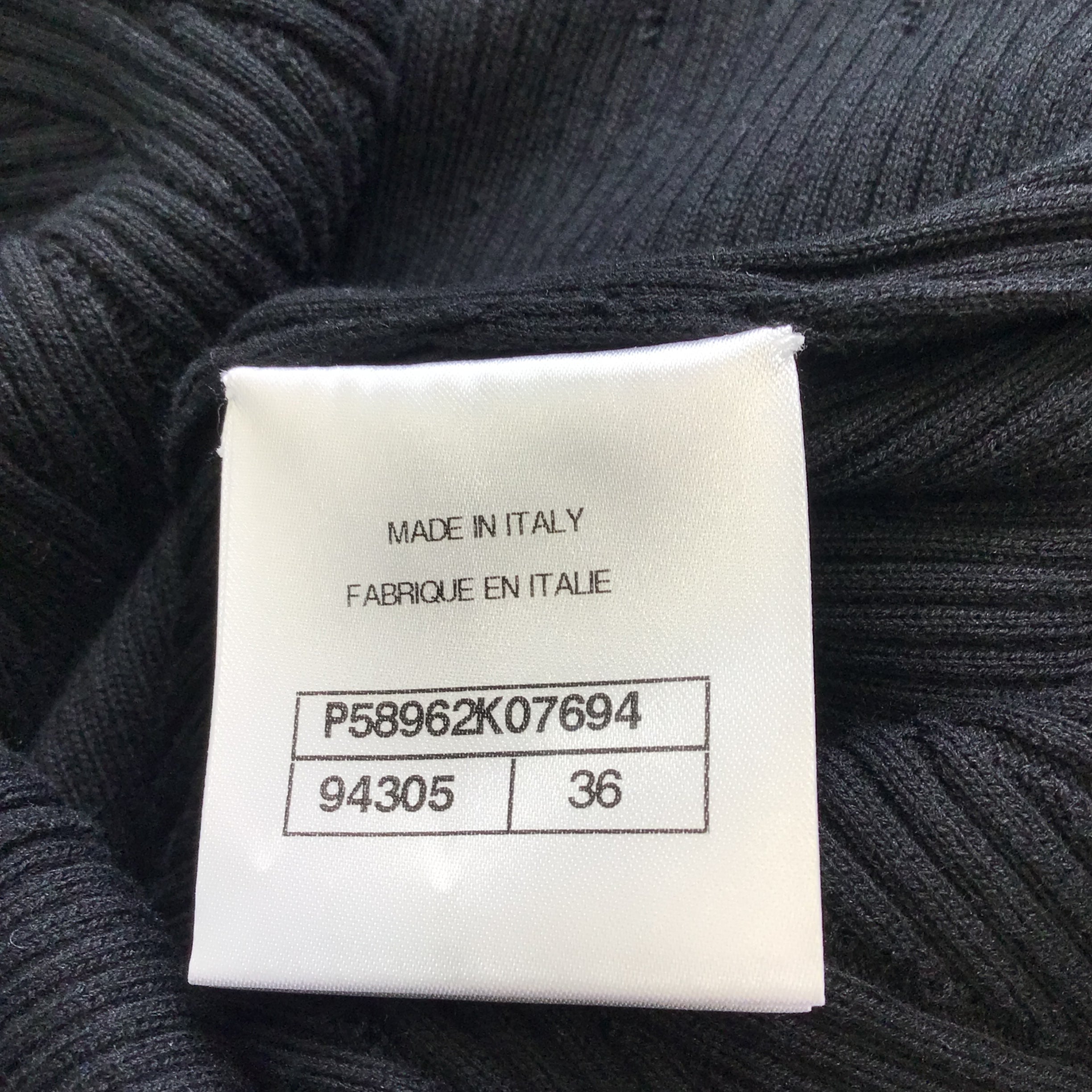 Chanel Black Short Sleeve Ribbed Knit Cotton Sweater for Women | Classic Luxury Pullover for Casual Wear & Office Outfits