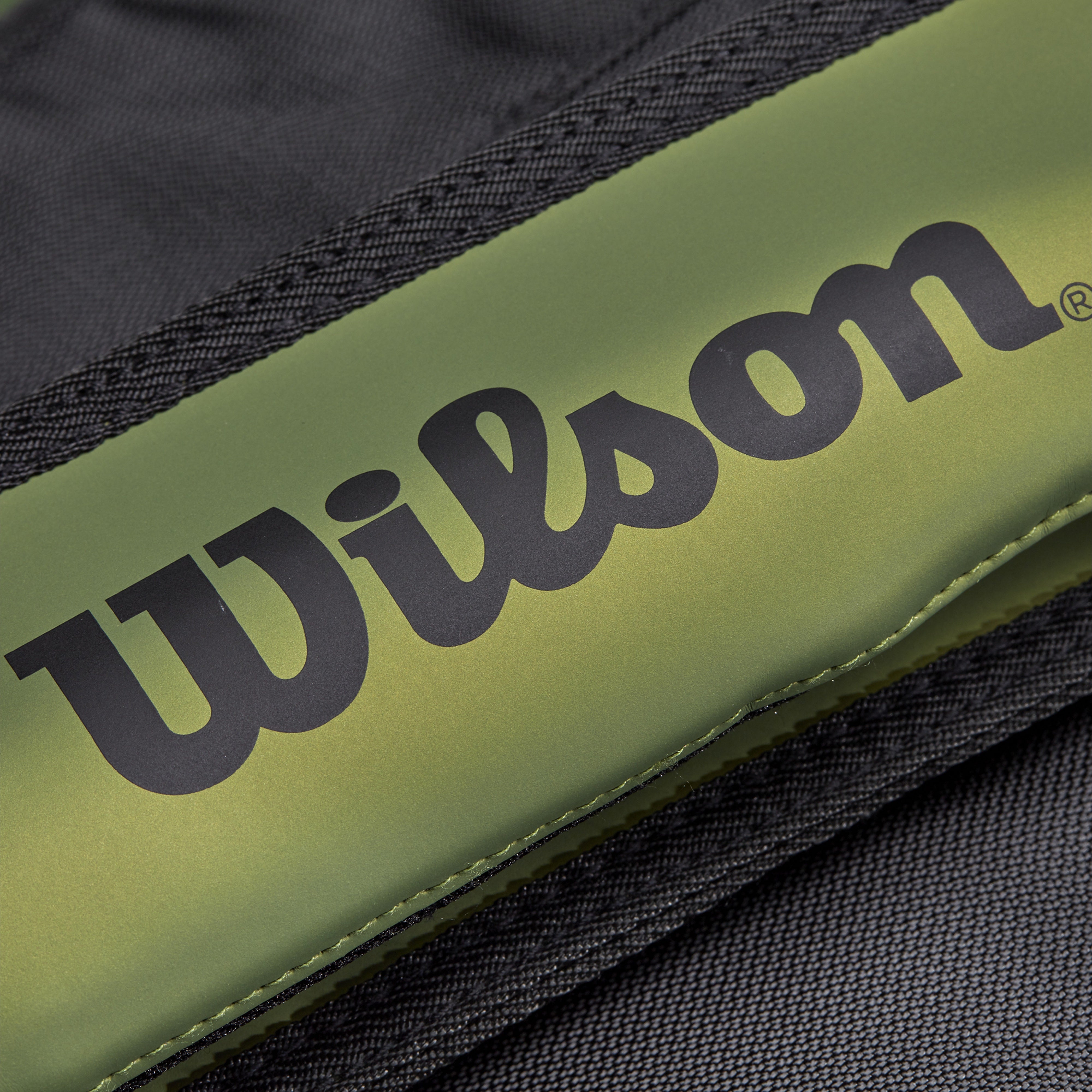 Wilson Super Tour Blade v8 9-Pack Tennis Bag - Premium Tennis Gear for Players & Coaches - Perfect for Tournaments, Practice & Travel