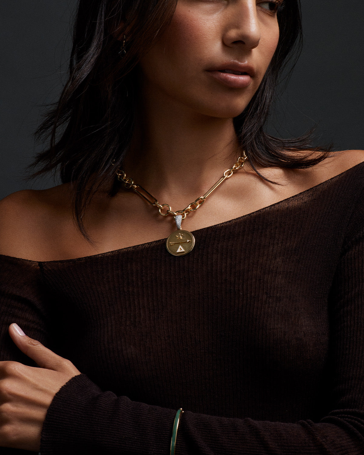 Stylish Oversized Mixed Clip Chain Necklace - Trendy Layered Statement Jewelry for Women - Perfect for Parties, Date Nights & Everyday Fashion