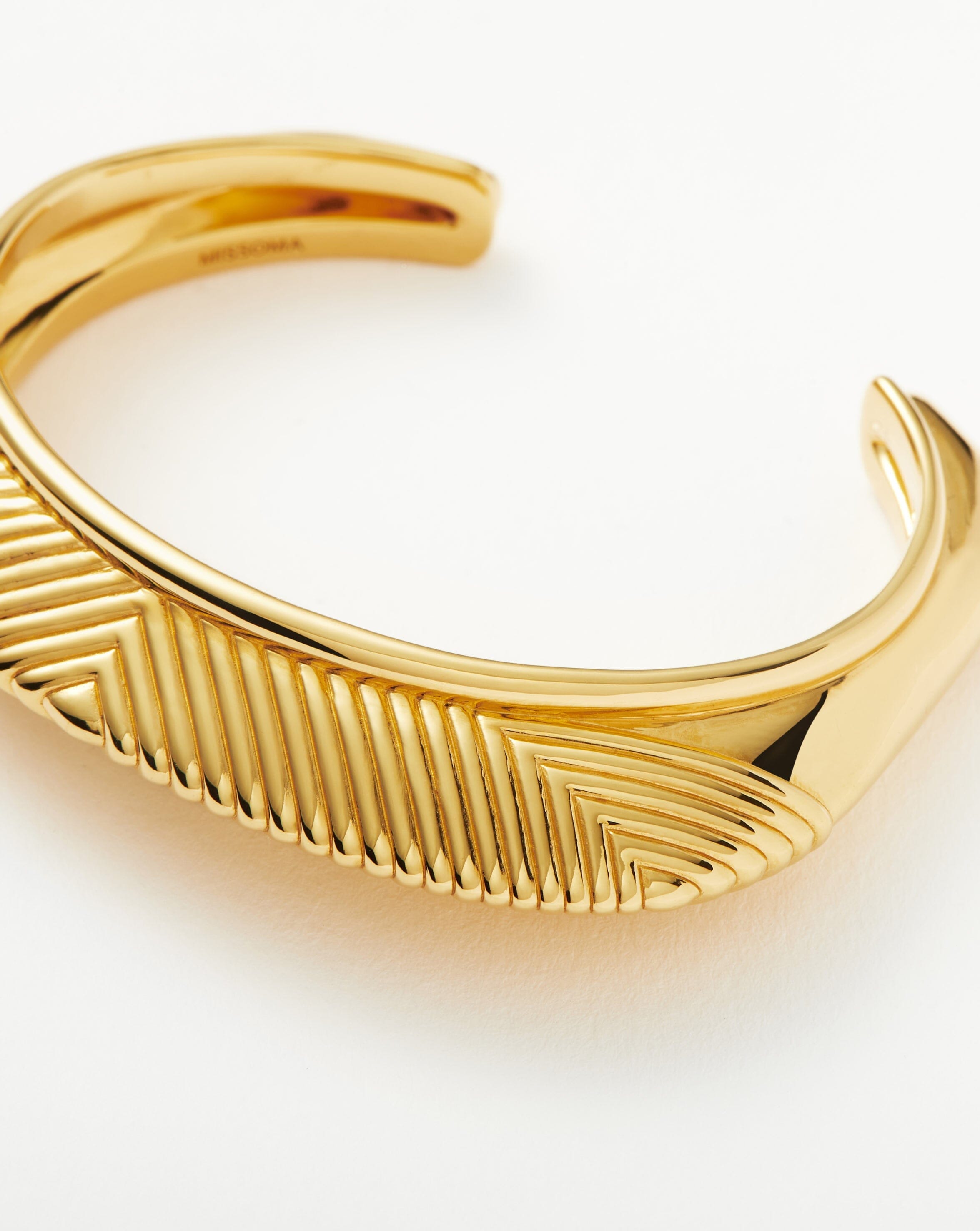 Hera Dome Ridge Statement Cuff Bracelet - 18k Gold Plated Women's Fashion Jewelry for Party, Wedding & Evening Wear