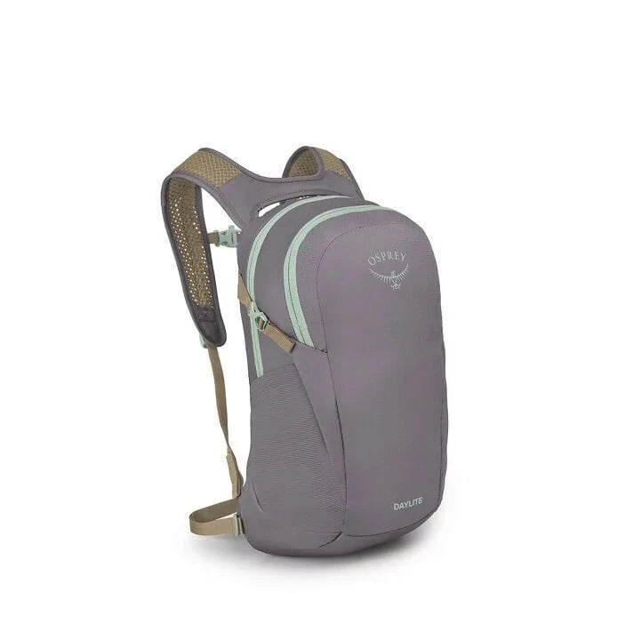 Osprey Daylite Everyday Backpack - Lightweight Hiking & Travel Daypack for Men & Women - Perfect for Commuting, School & Outdoor Adventures