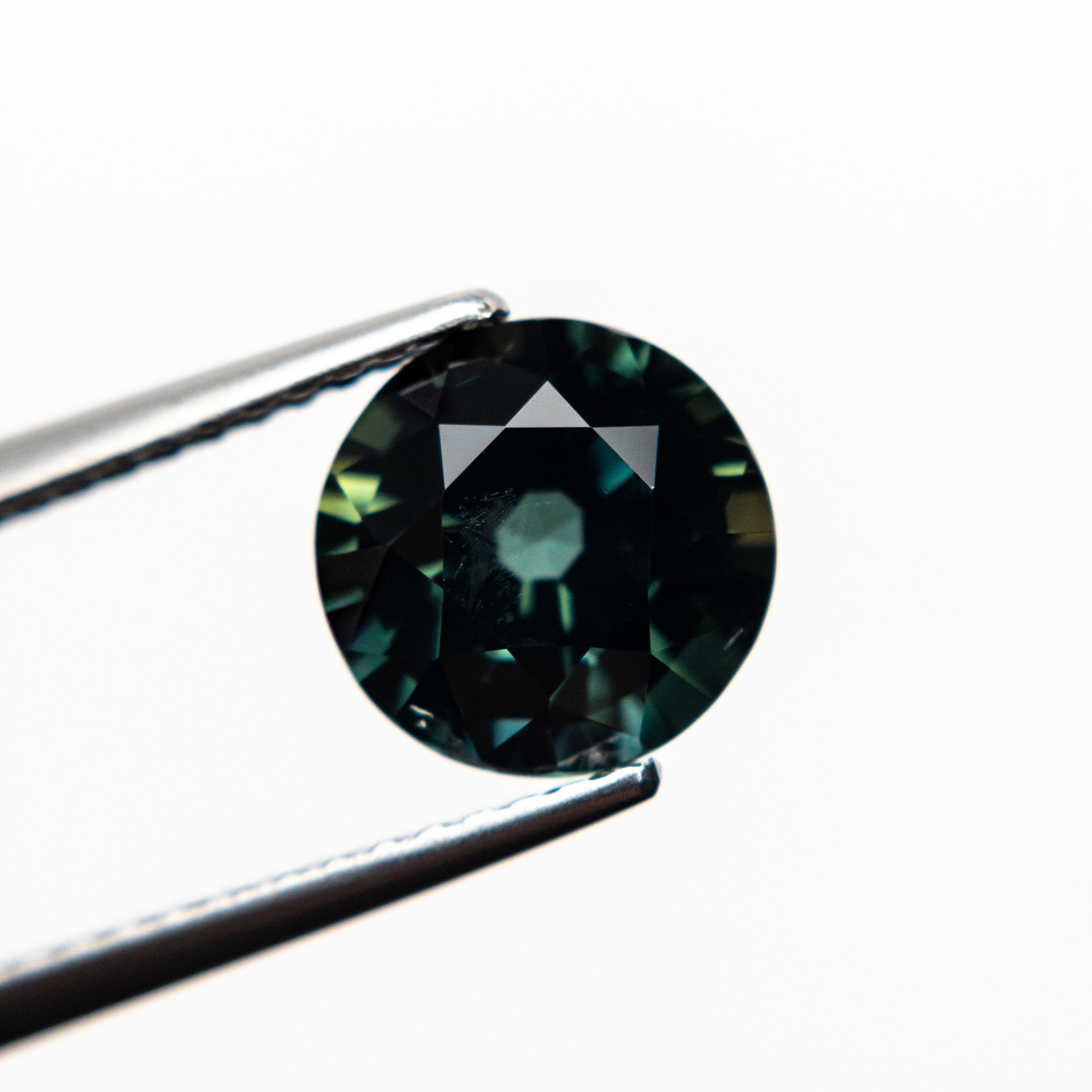 2.29ct Natural Round Brilliant Blue Sapphire Gemstone - 7.90x7.80x4.99mm for Engagement Rings & Fine Jewelry Making