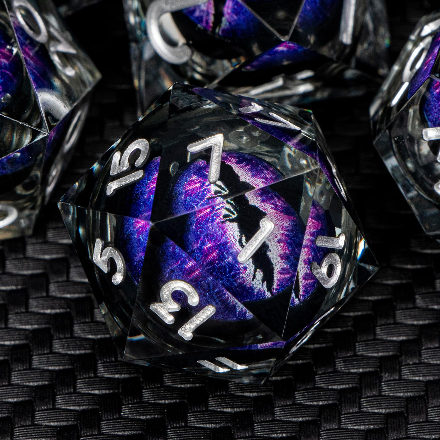 ARUOHHA DND Resin Dice Set - Dragon Eye Liquid Core Purple Sharp Edged Polyhedral Dice for Dungeons & Dragons RPG (D20, D12, D10, D8, D6, D4) with Gift Box | Perfect for Tabletop Gaming, D&D Campaigns & Collectors