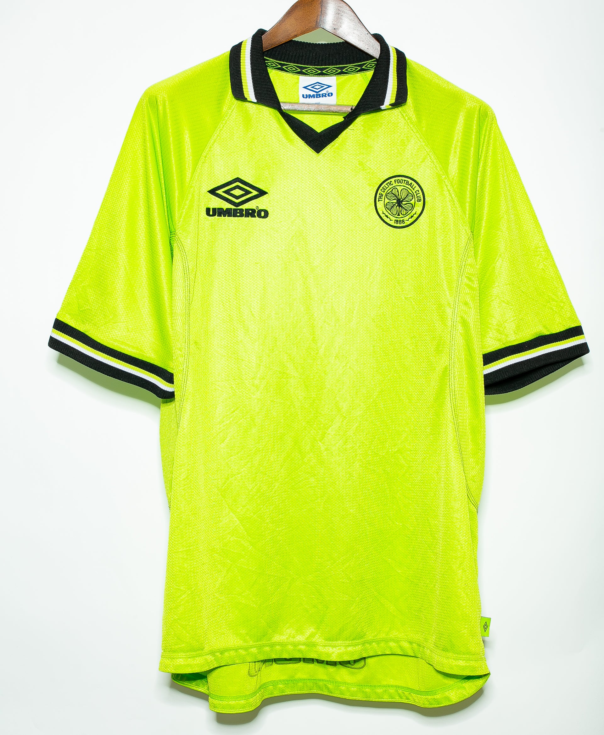 1999 Celtic FC Training Kit - Men's 2XL - Vintage Soccer Jogging Outfit for Fans & Collectors - Perfect for Workouts, Casual Wear & Sports Memorabilia Display