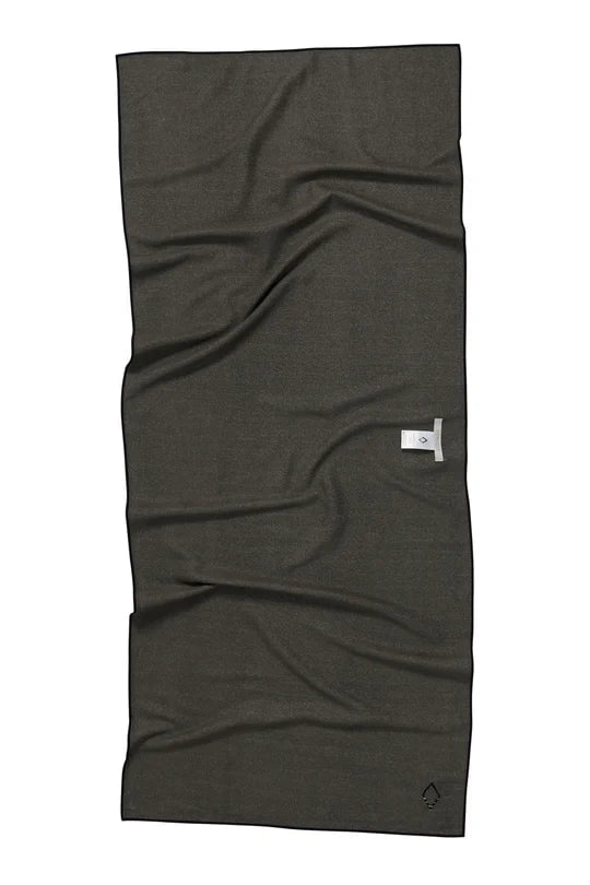 Nomadix Original Quick-Dry Travel Towel - Banana Leaf Green - Lightweight & Compact for Beach, Yoga, Gym & Outdoor Adventures