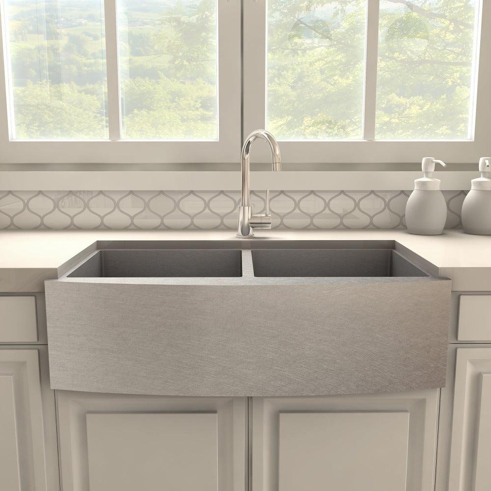 ZLINE Renoir Single Handle Chrome Kitchen Faucet - Modern Pull-Down Sprayer for Sink, Perfect for Home Kitchen Remodeling & Dishwashing (REN KF CH)