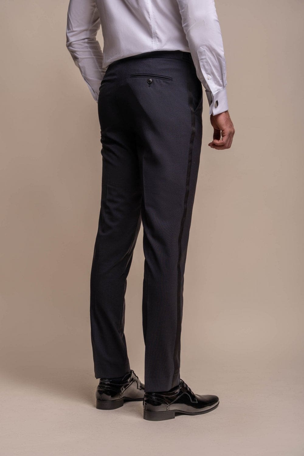 Cavani Aspen Men's Navy 2 Piece Suit - Premium Slim Fit Business Suit for Weddings, Interviews & Formal Occasions