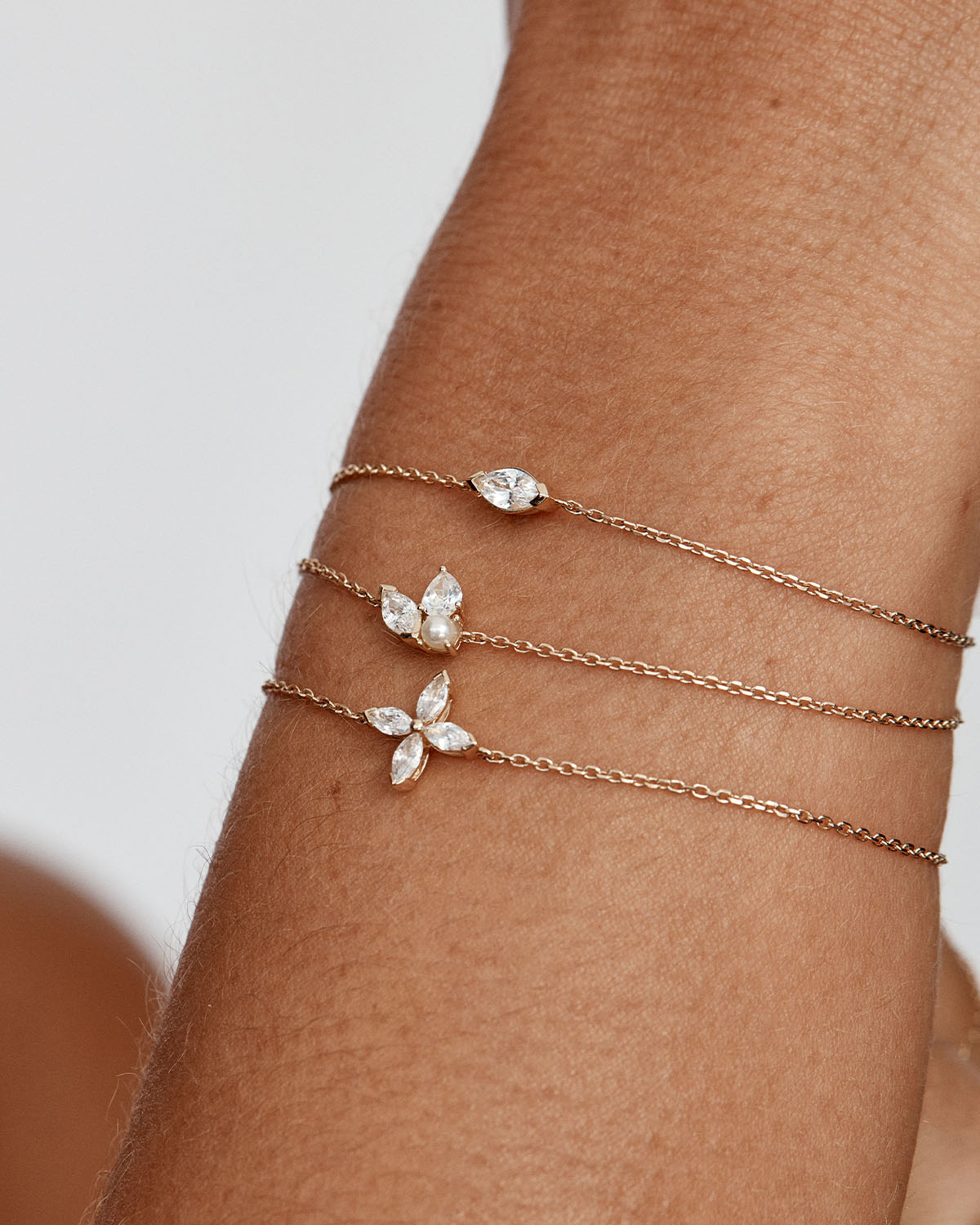 14K Solid Gold Lab-Grown Diamond Bracelet for Women - Elegant Floral Design, Perfect for Weddings, Anniversaries & Special Occasions