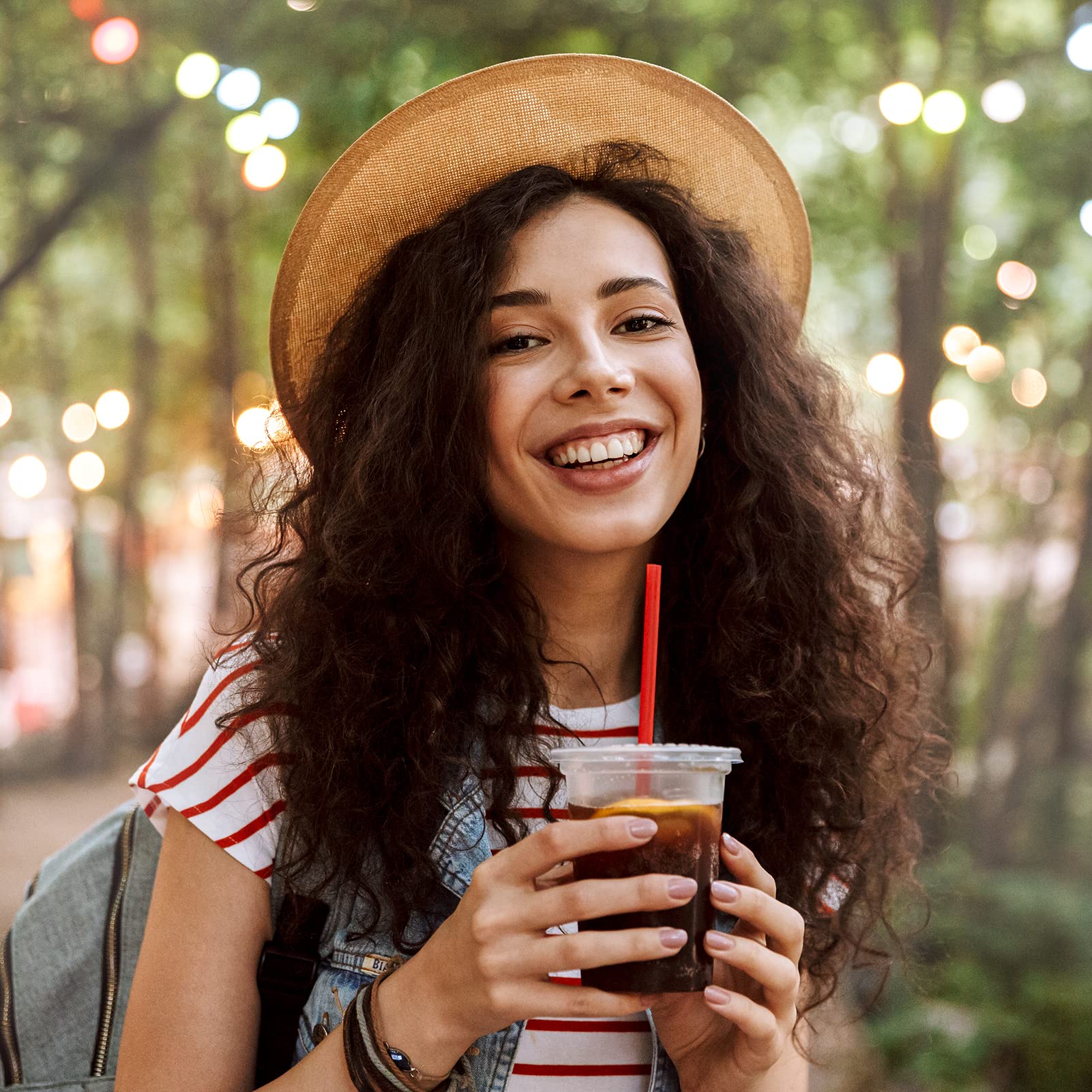 Lilymicky 90-Pack 16 oz Clear Plastic Cups with Flat Lids - Disposable Drinking Cups for Ice Coffee, Smoothies, Slurpee & Cold Beverages - Perfect for Parties, Picnics & Outdoor Events