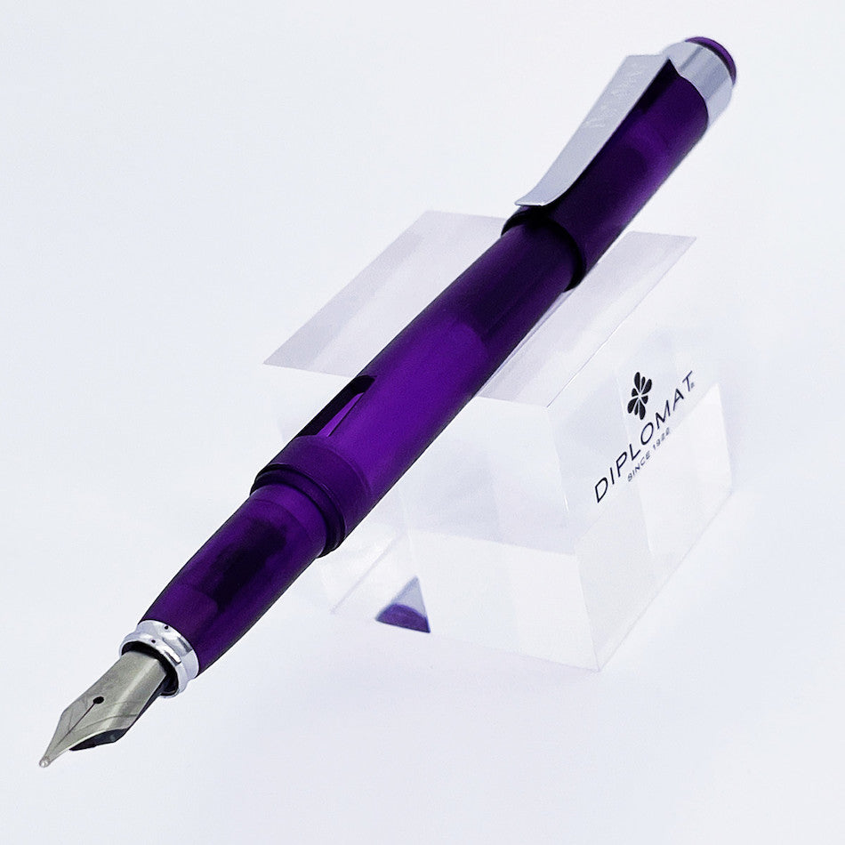 Diplomat Magnum Fountain Pen - Demonstrator Purple - Premium Writing Instrument for Calligraphy, Note Taking & Gift Giving