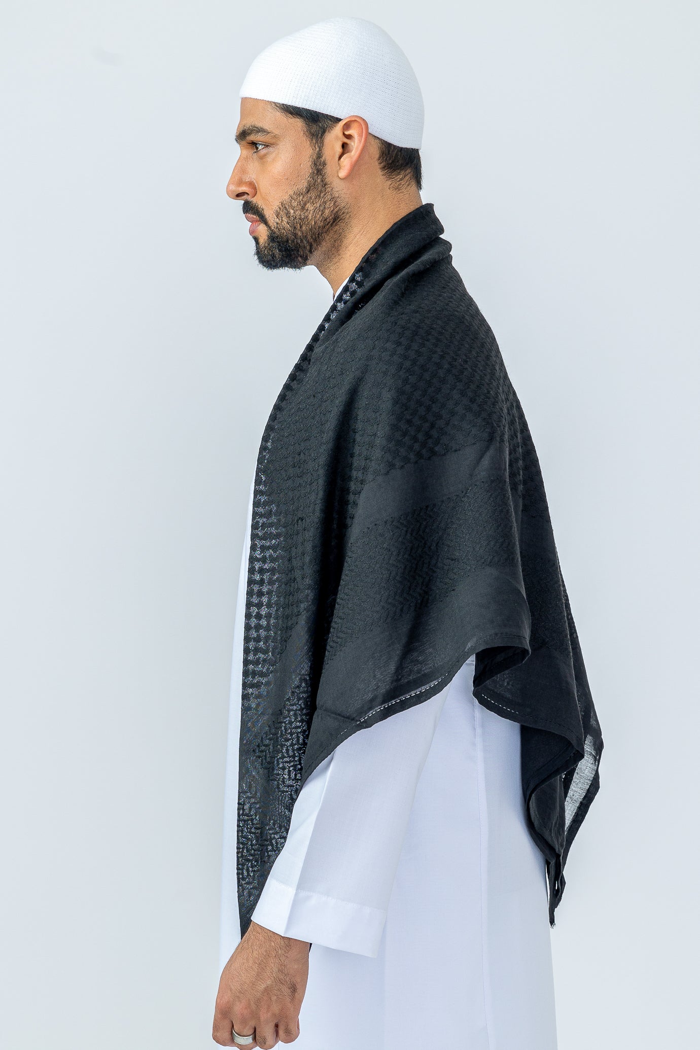 Authentic Arab Black Shemagh Scarf - Traditional Middle Eastern Head Wrap for Men & Women - Perfect for Outdoor, Hiking, and Desert Adventures