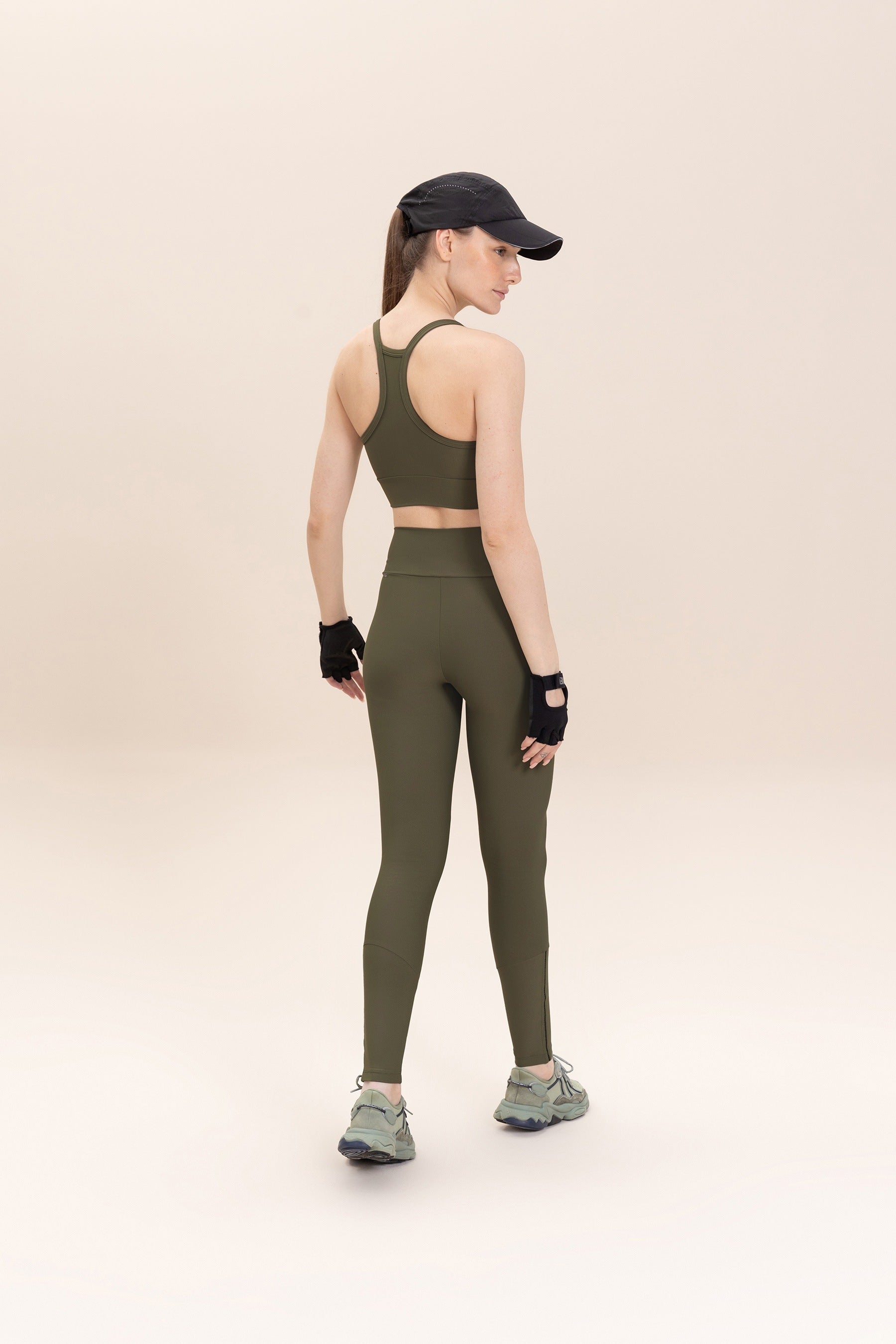 High-Waisted Yoga Leggings for Women - Breathable & Stretchy Workout Pants - Perfect for Gym, Running & Lounge Wear