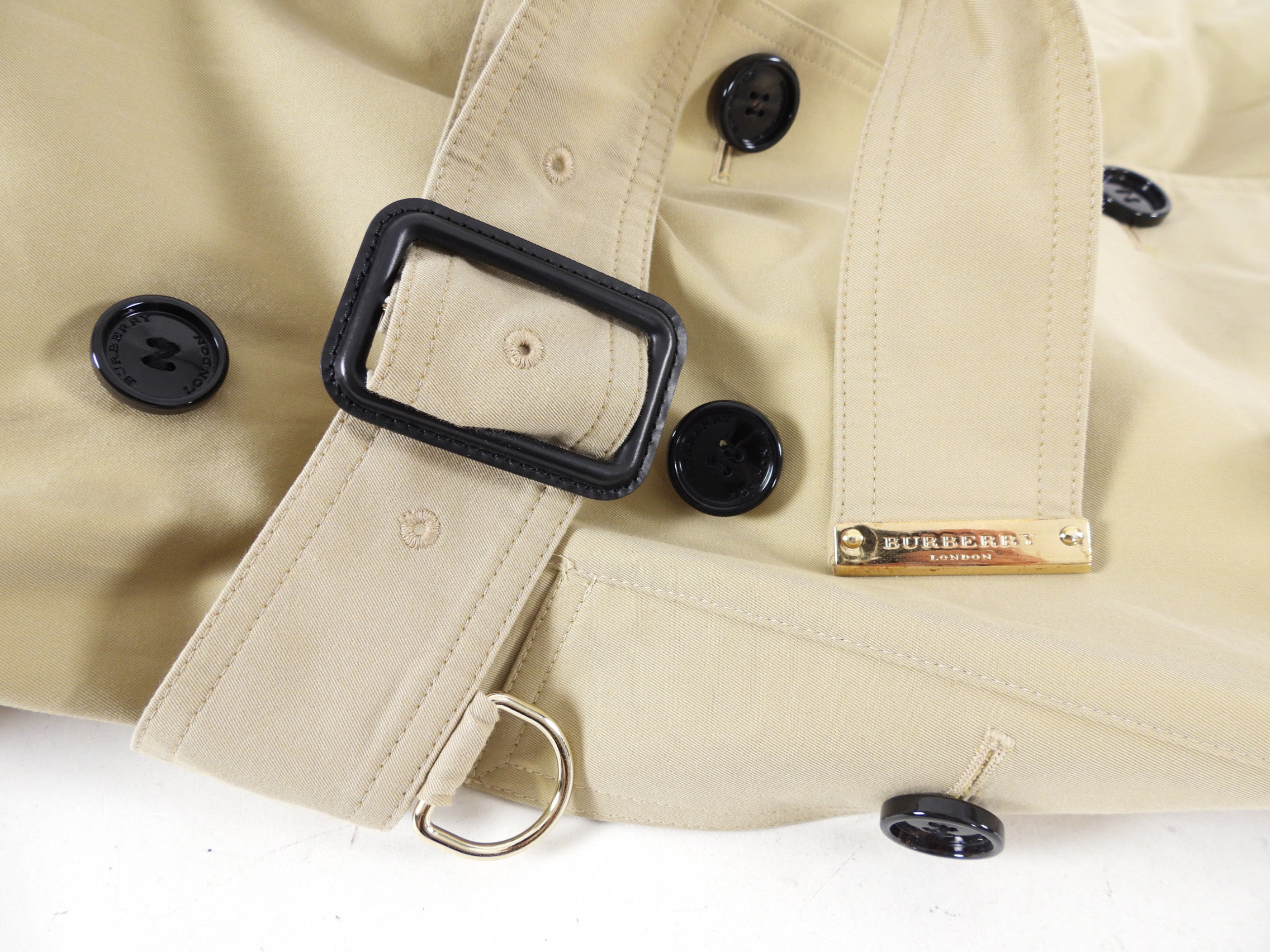 Burberry Short Trench Coat with Leather Cuff Details | Waterproof Outerwear for Women | Perfect for Business, Travel & City Styling in USA