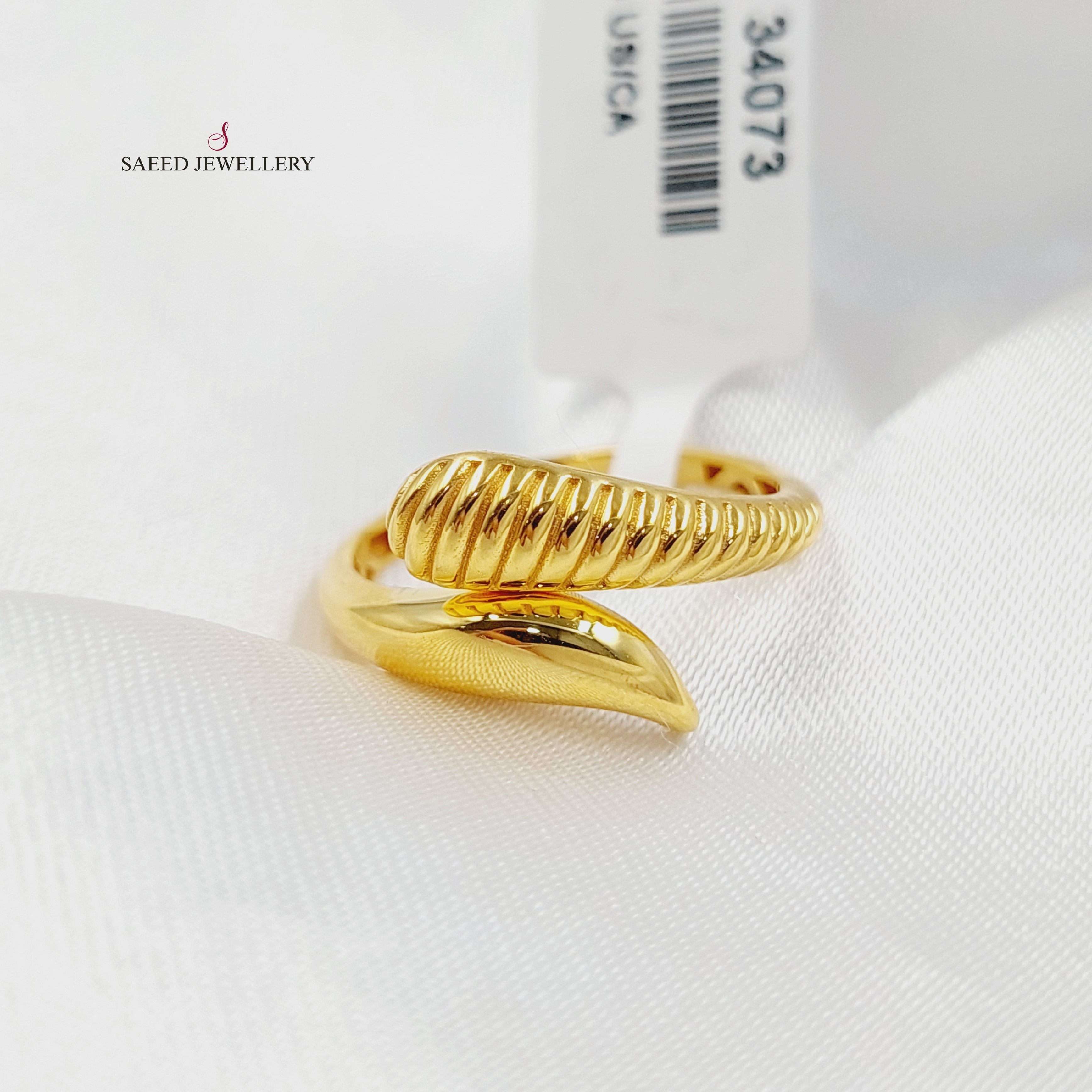 Luxury Nail Rings for Women - Elegant Gold & Silver Nail Jewelry - Perfect for Parties, Weddings & Special Occasions